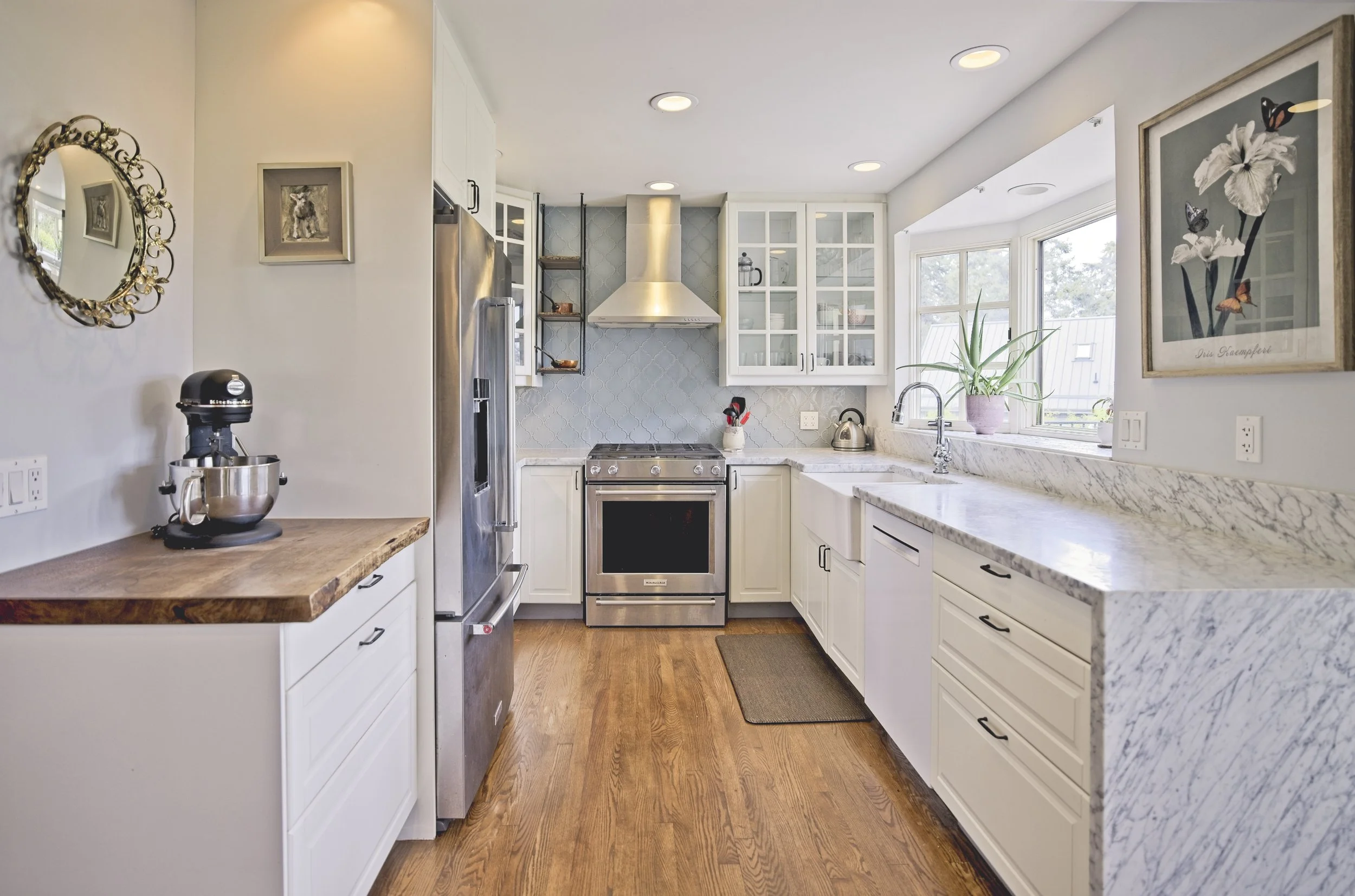Main kitchen.jpg