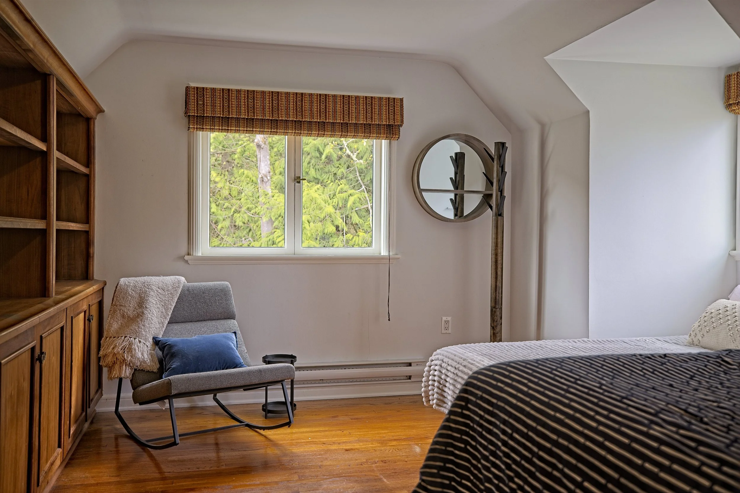 Guest room one main.jpg