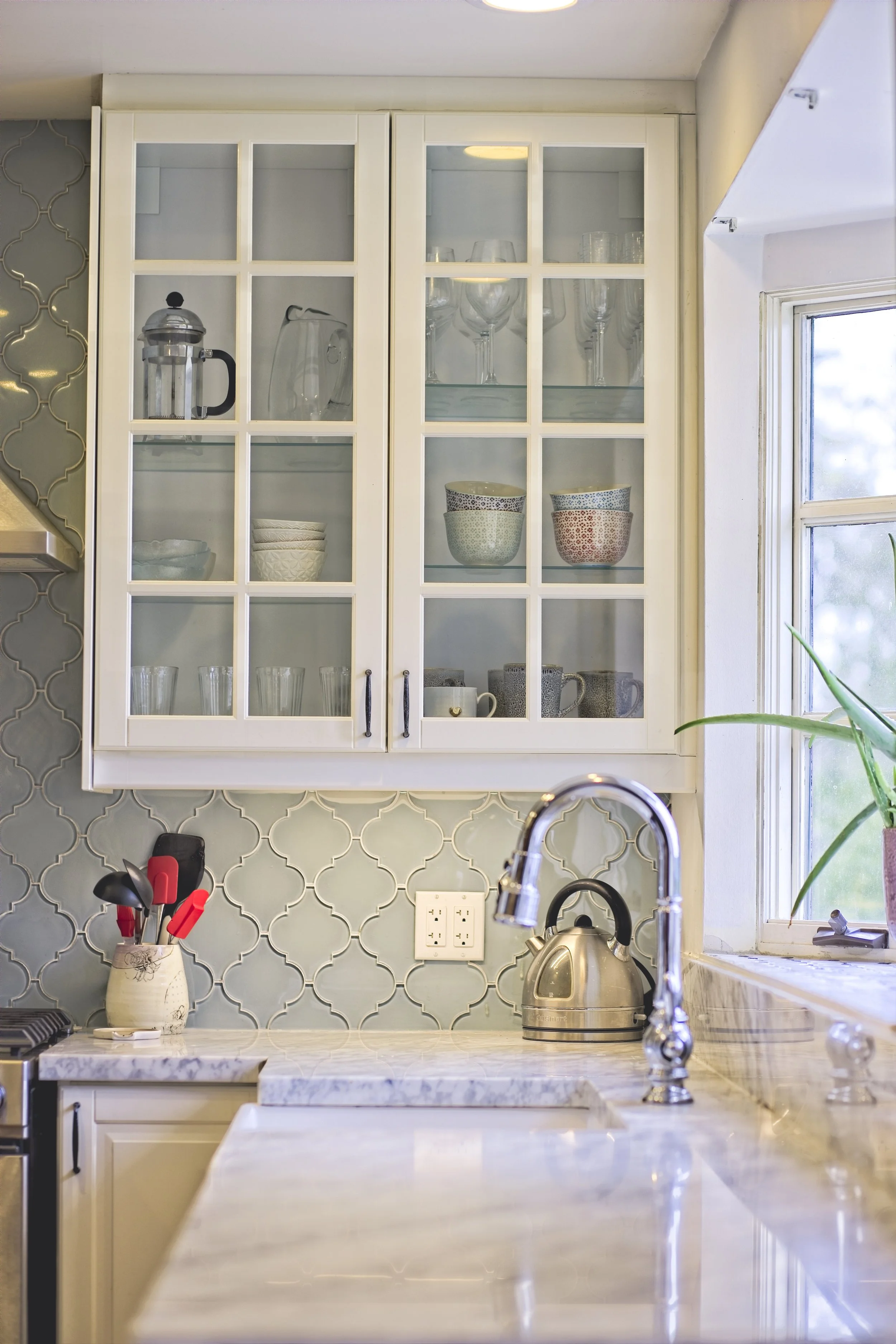 Cabinet kitchen main.jpg