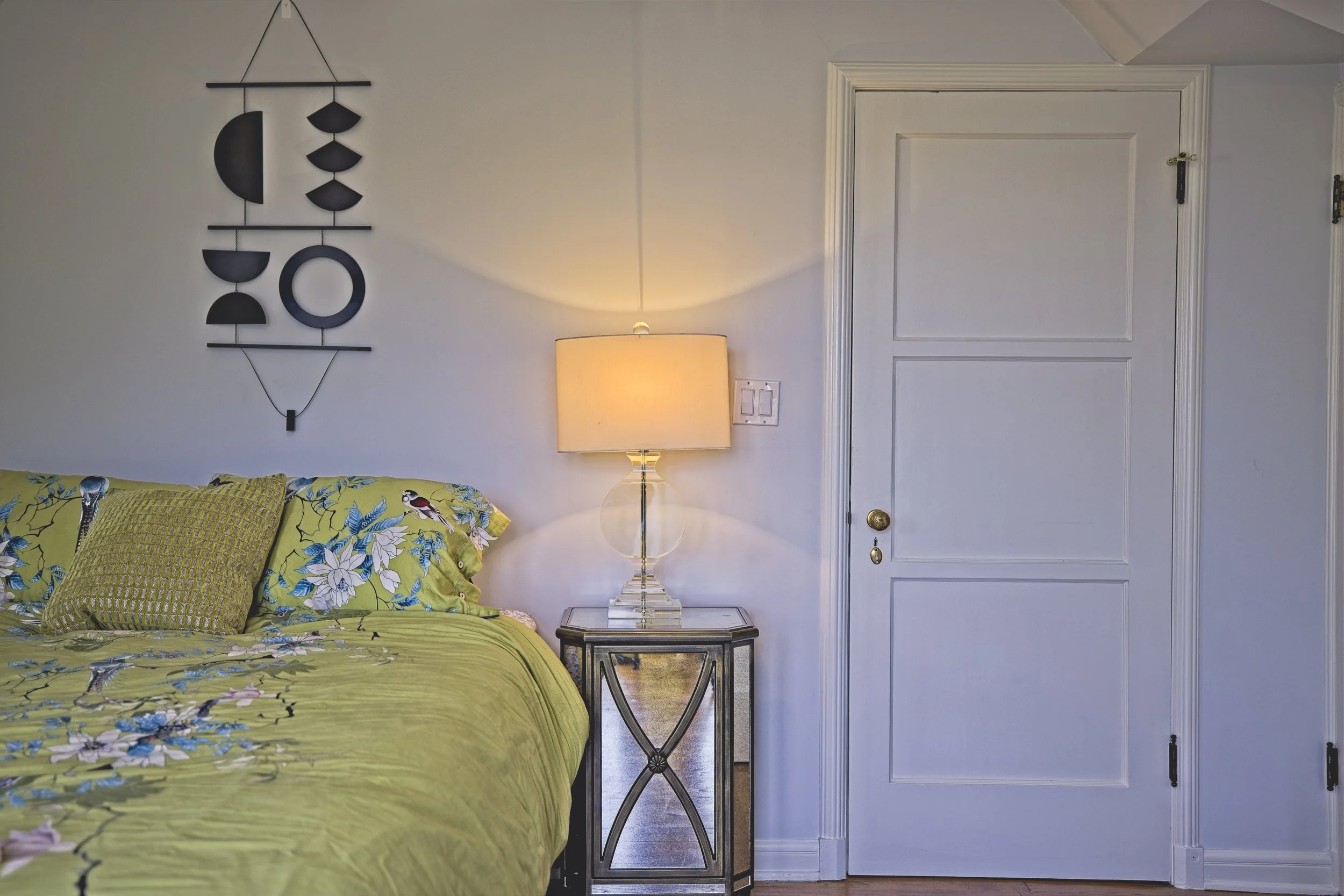 Guest room two 2main.jpg