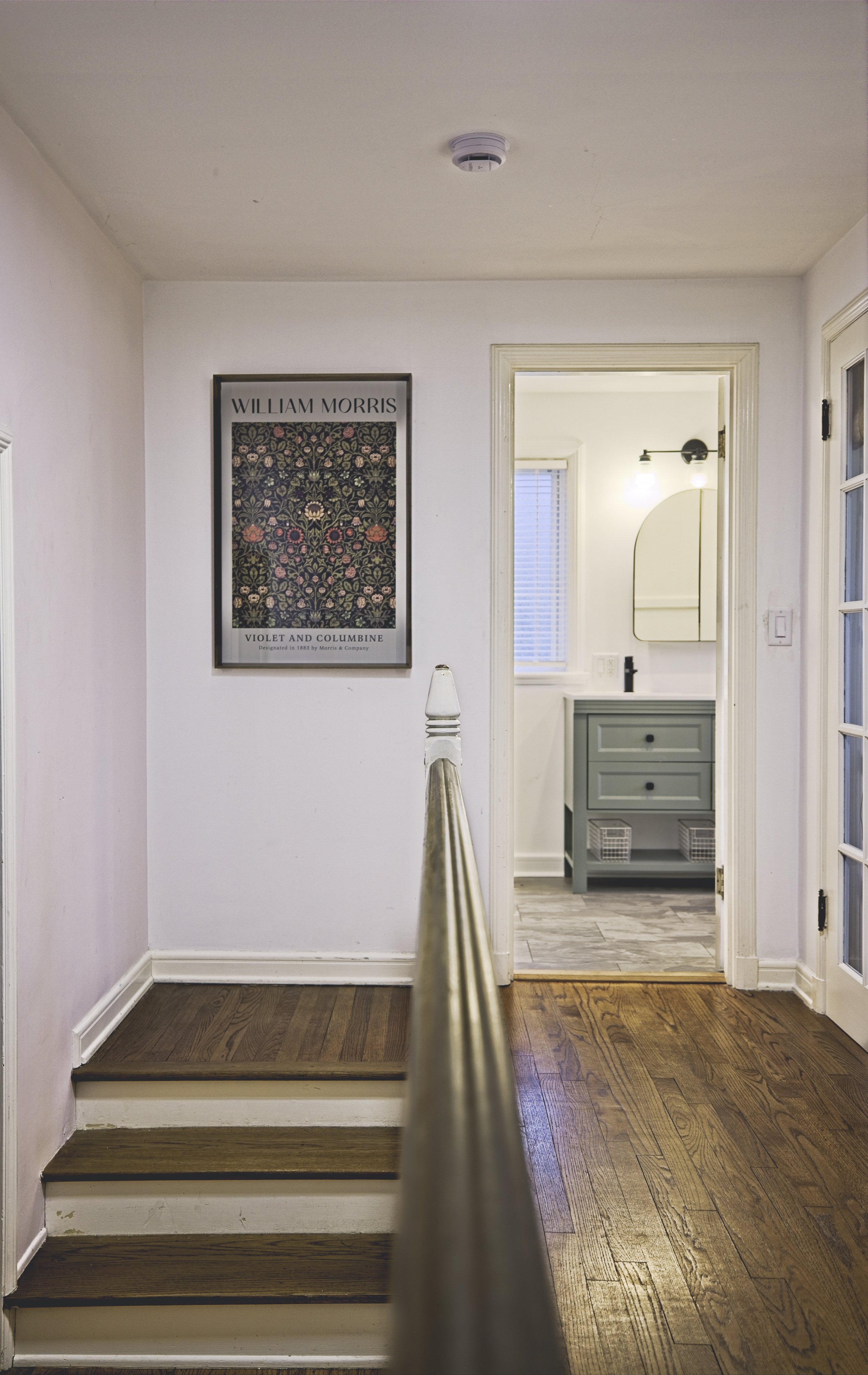 Hallway main.jpg
