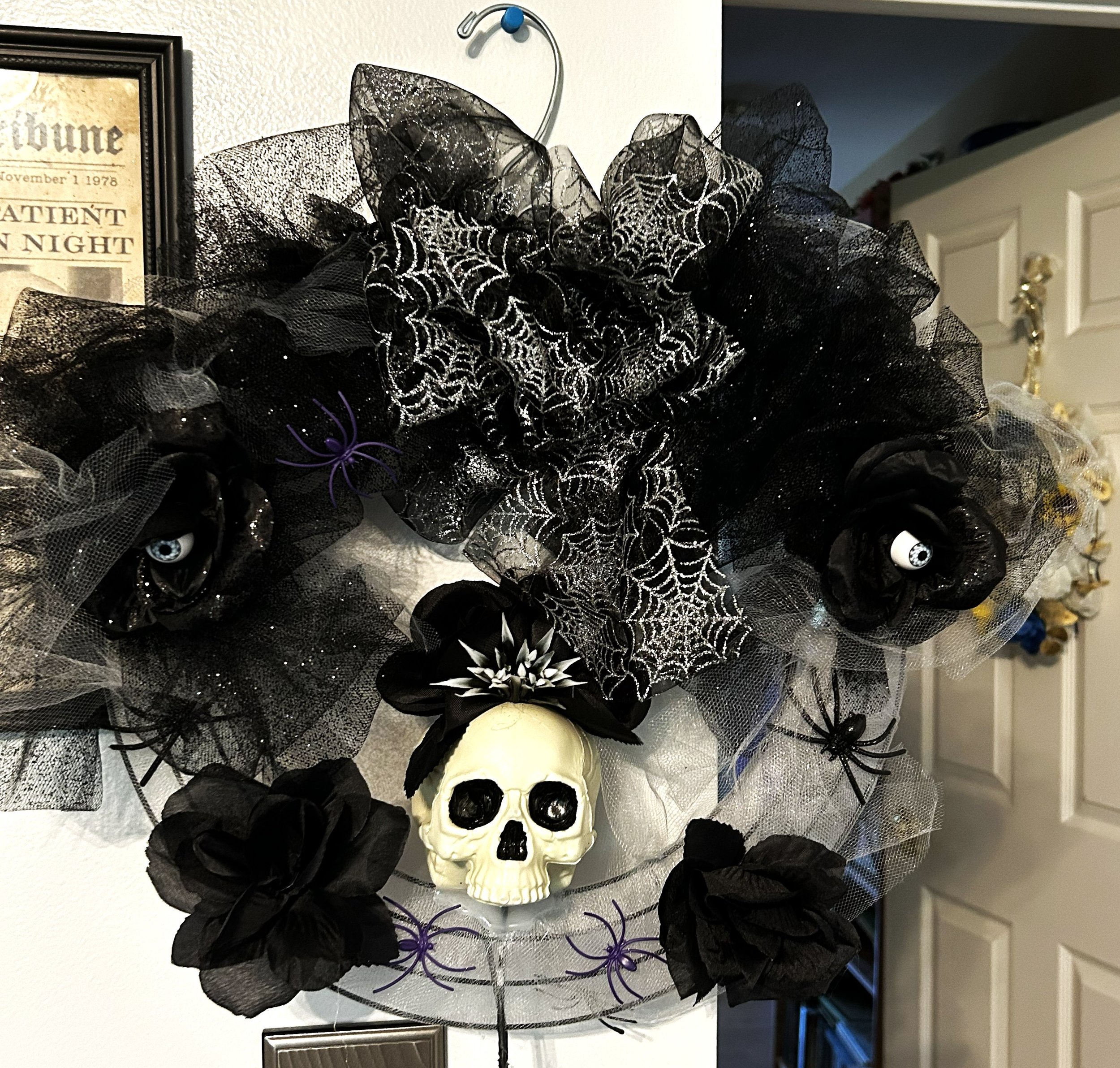 Spider and Skull Wreath