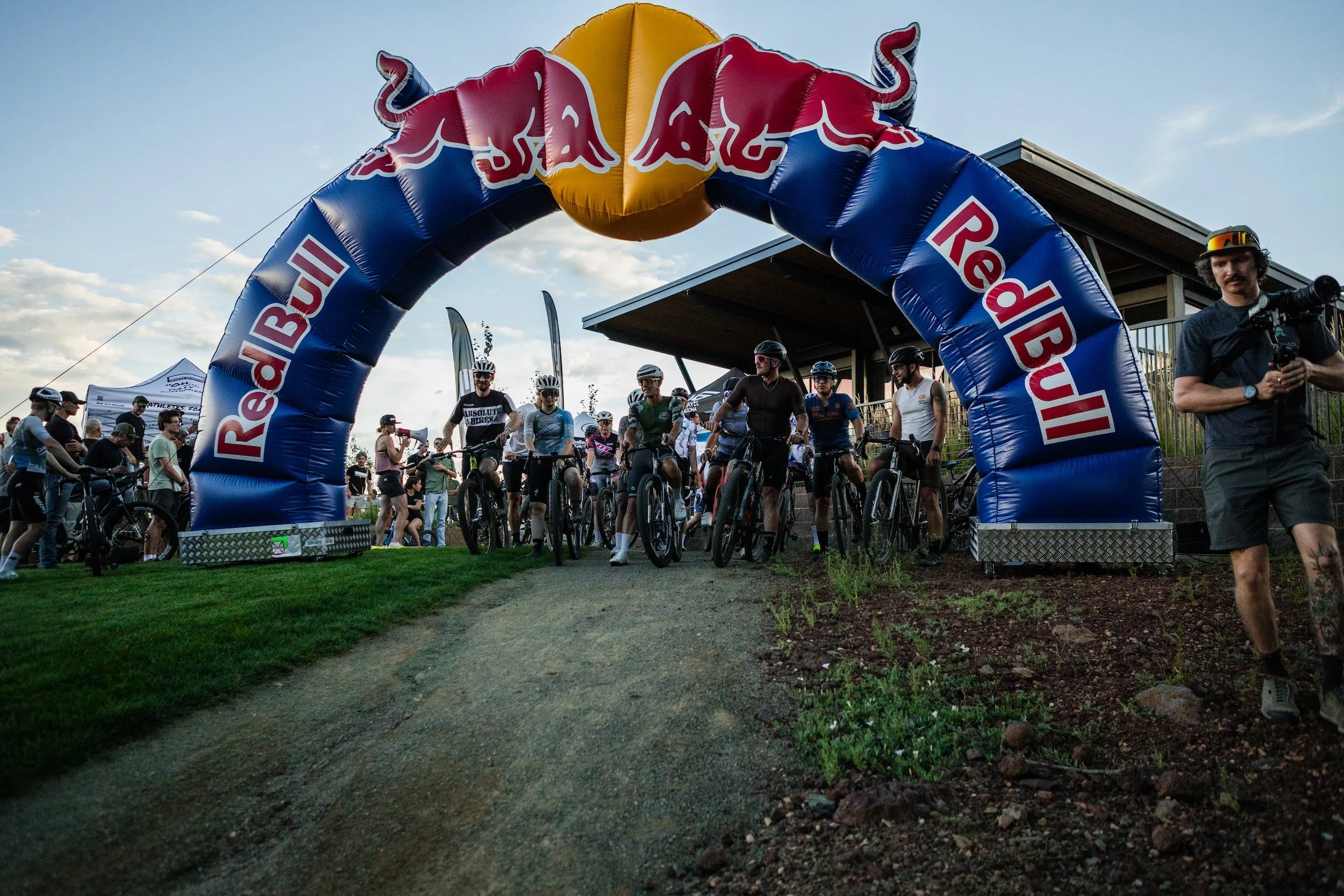What Makes a Great Bike Race? 5 Ingredients That Matter