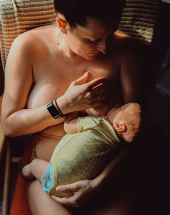 Mother with postpartum doula support Folkestone