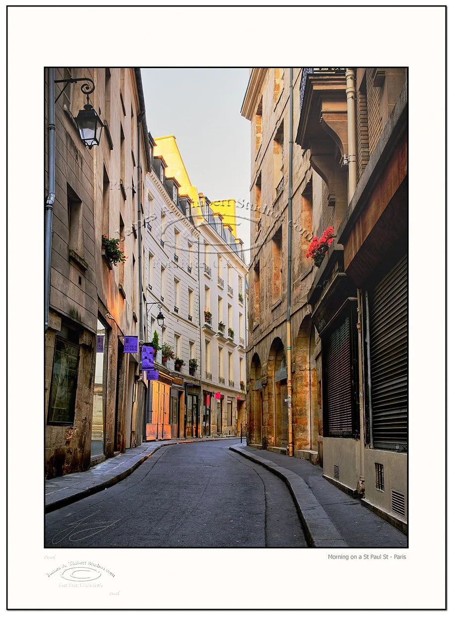 Paris-avenue-1-_2___1_071026_desat-Frame-prepress.jpg