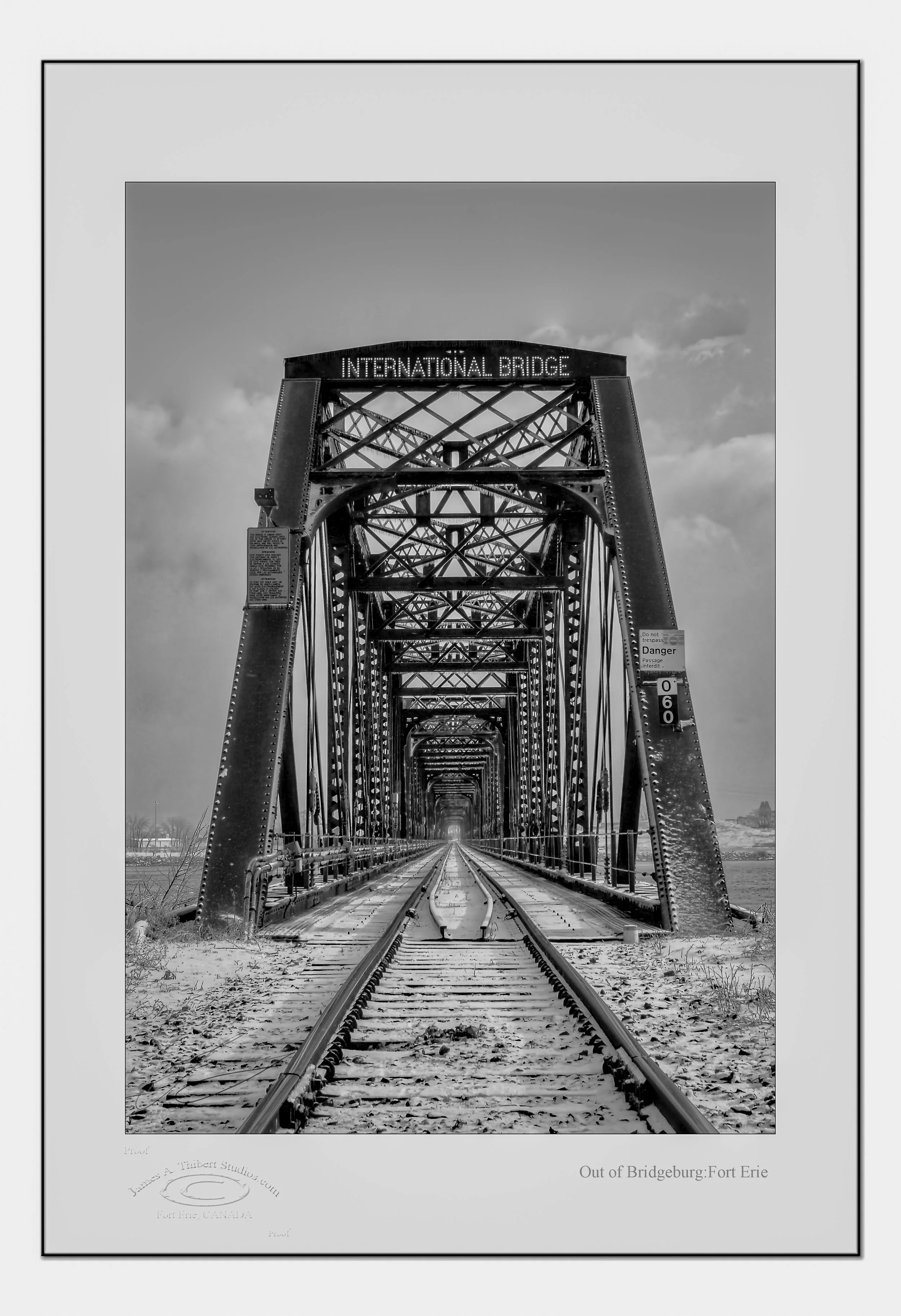 InternationalRailBridge_MG_3811-070116-V1_FRAME copy.jpg