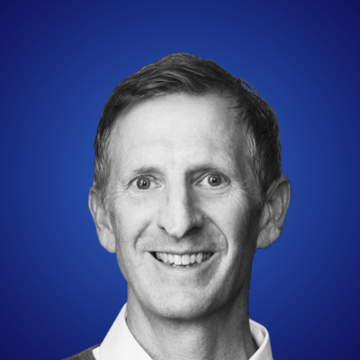 Robert Young headshot