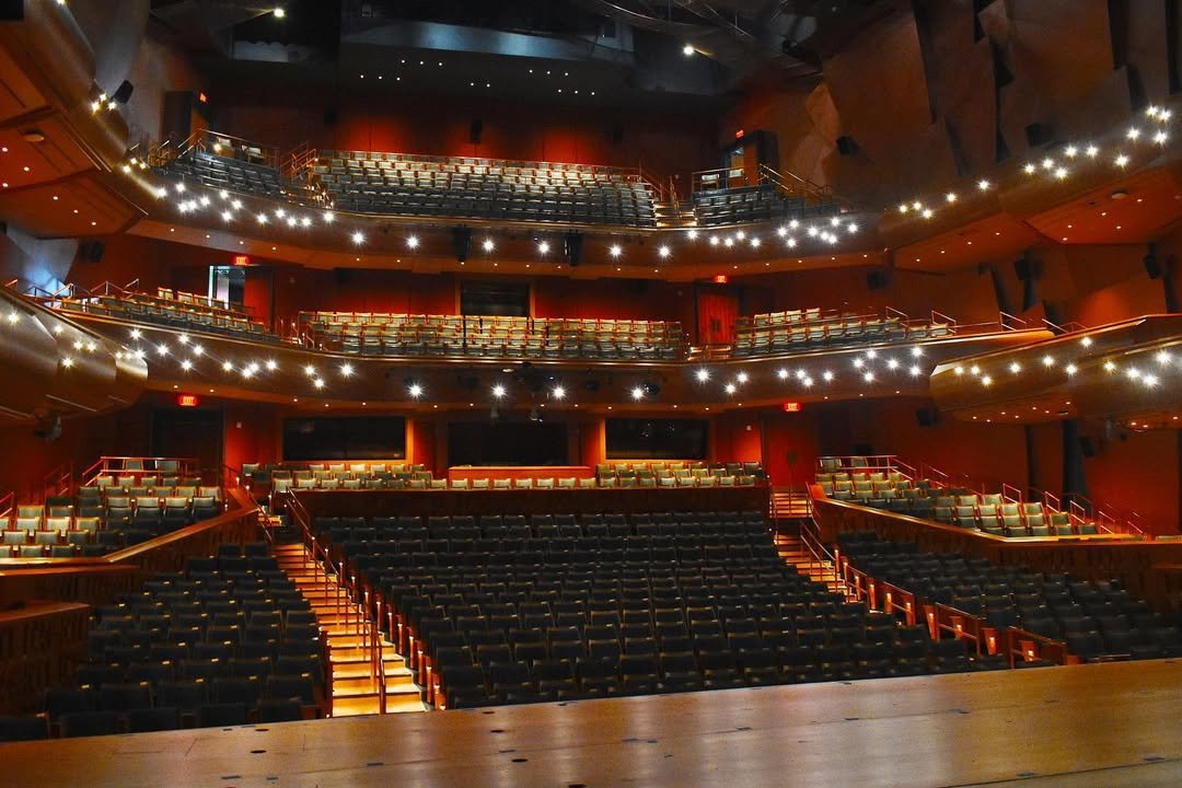 MUSCO CENTER FOR THE ARTS



PEI provided engineering services for Chapman University's beautiful Musco Center for the Arts.