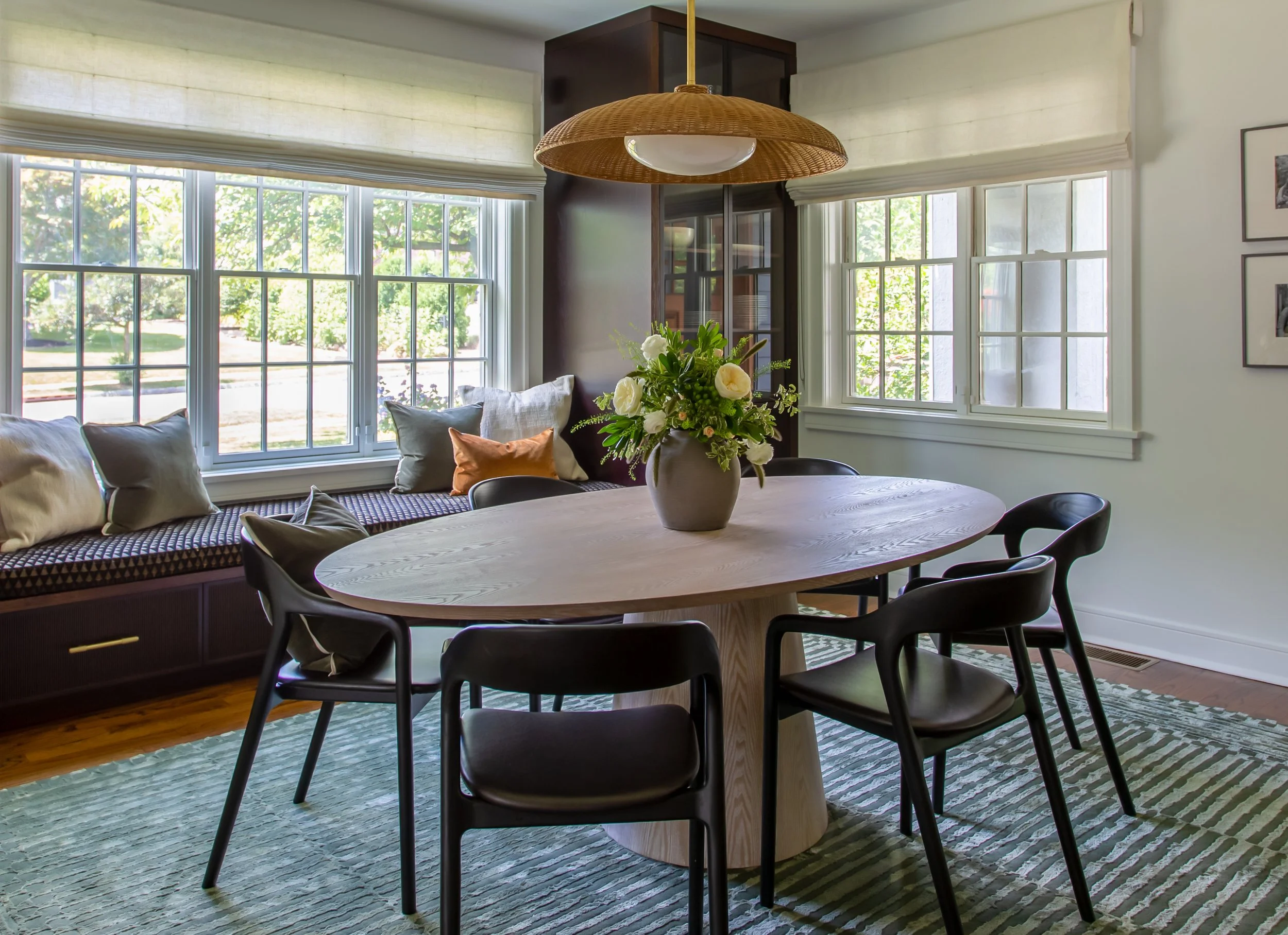 Kitchen - Eat In View.jpg
