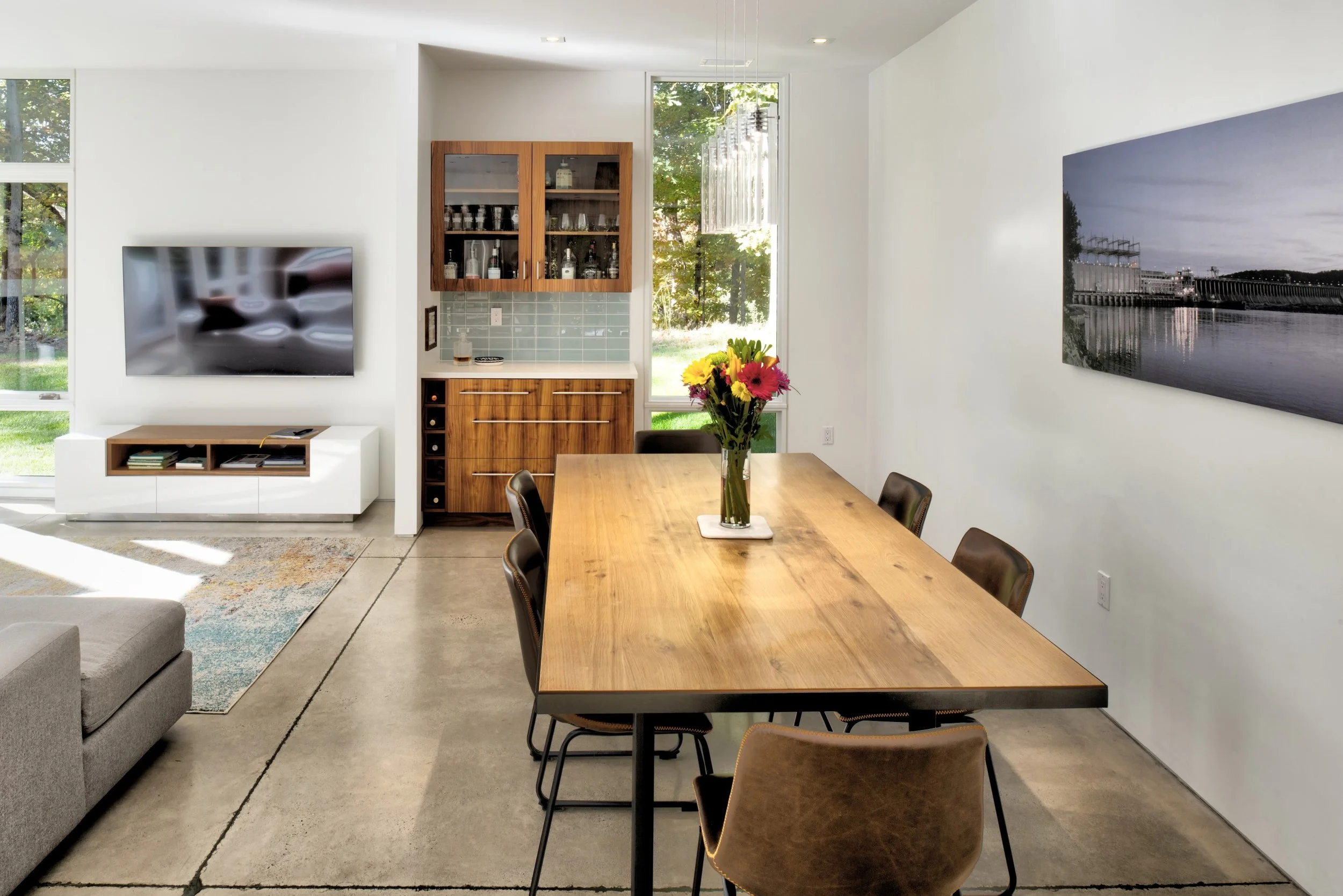 13_Dining Room Straight.jpg