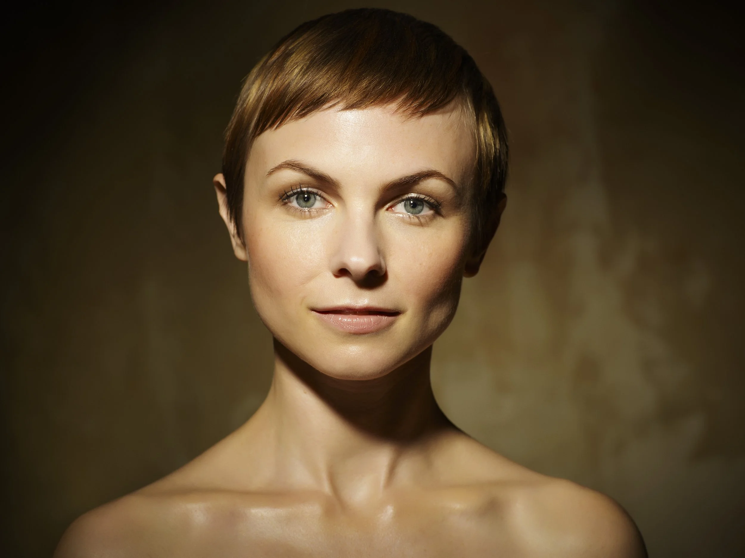 KAT EDMONSON