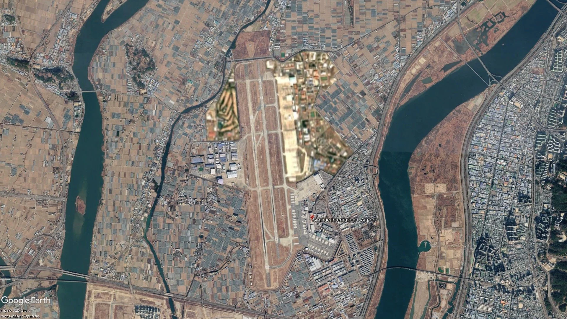 Gimhae International Airport (PUS)