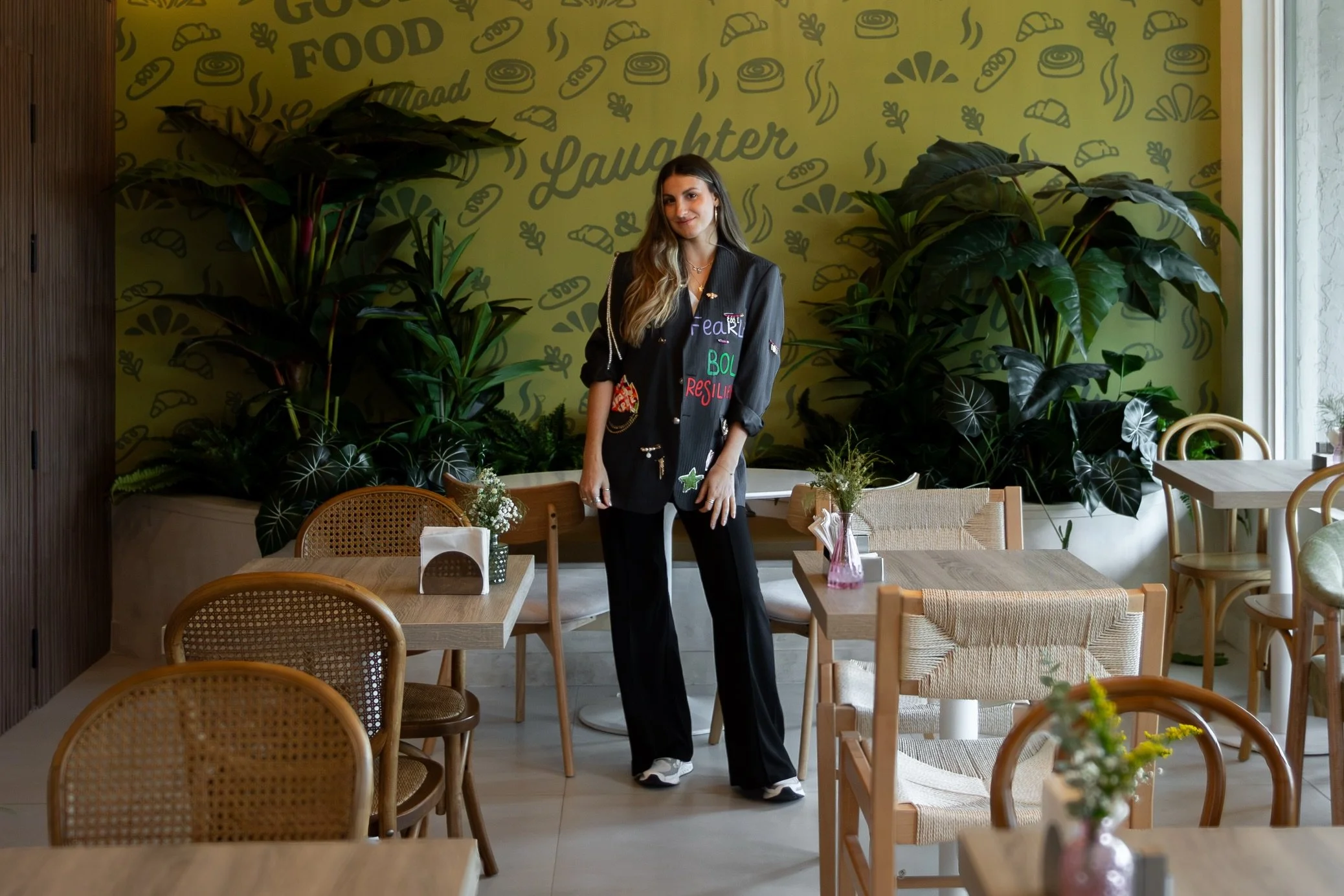 Doing a branding session inside your own projects is a must for any brand. This time I joined @byjessigoldstein for her photoshoot in this coffee shop she designed herself. Nothing beats capturing your talent in a space that came to life.

#interiorp