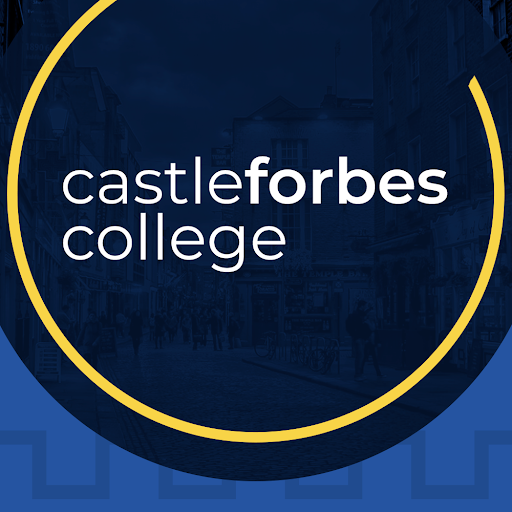 Logotipo do Castle Forbes College em fundo urbano e escuro, com círculos amarelos decorativos.