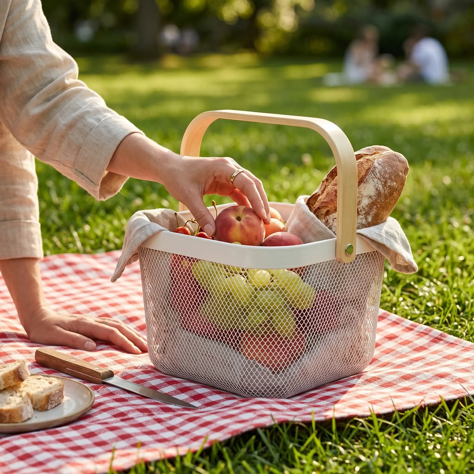 w_life_picnic.jpg