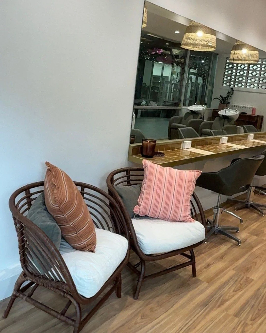 Your experience begins the moment you walk in✨

At R.A.E., we believe luxury shouldn't feel intimidating. It should feel like coming home.

Every detail of our space has been designed with intention&mdash;from the warm textures to the comfortable sea