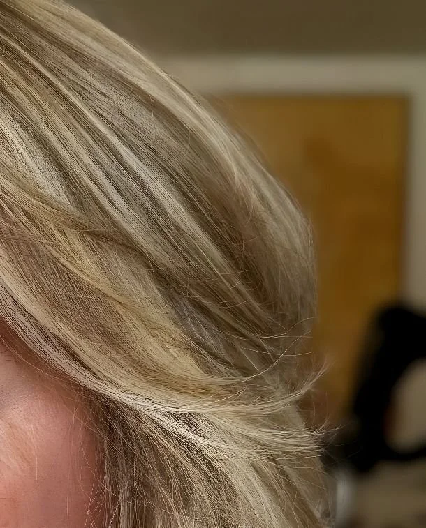Golden blonde dimensional hair ✨

This is what we mean by flow. Soft, seamless tones that catch the light from every angle. No harsh lines. No flat color. Just pure, lived-in dimension that moves with you.

Because real beauty doesn't live in one sha