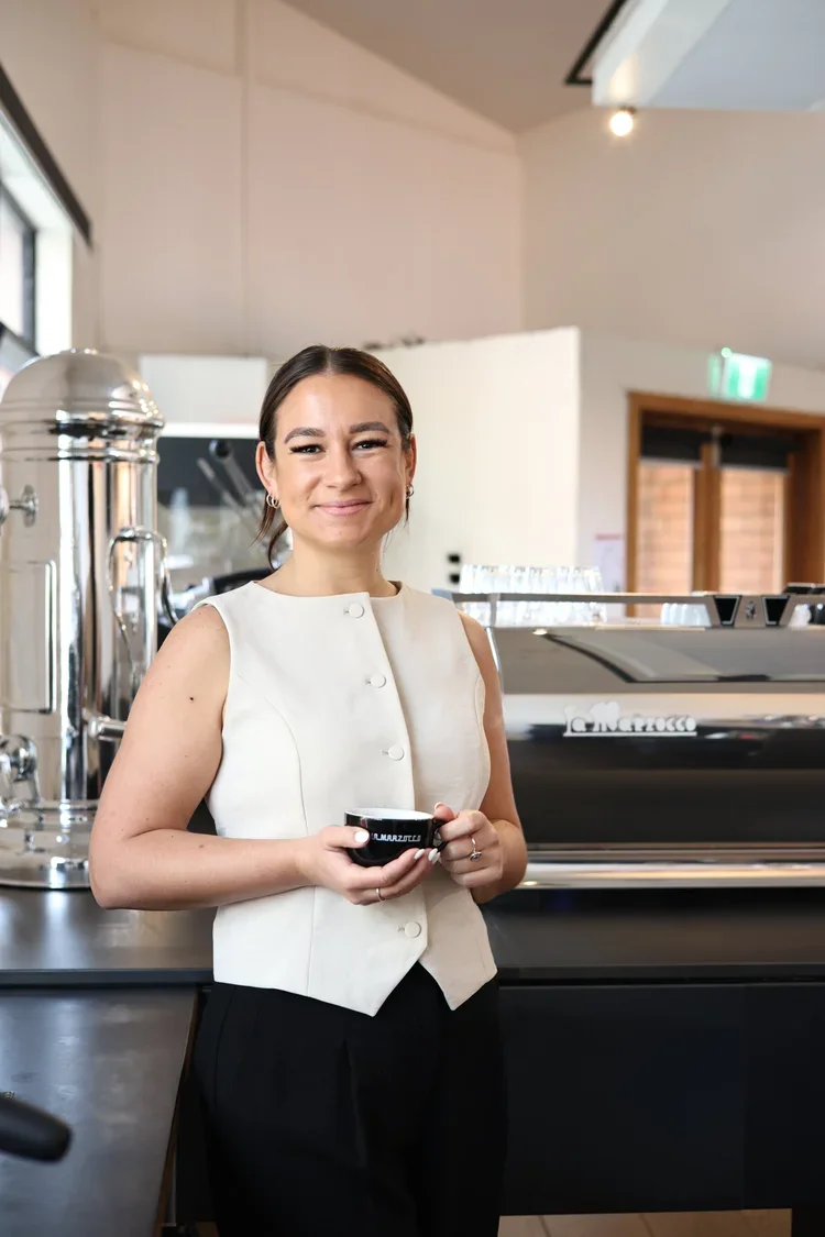 stephanie gottliebsen / senior accountant, vic
