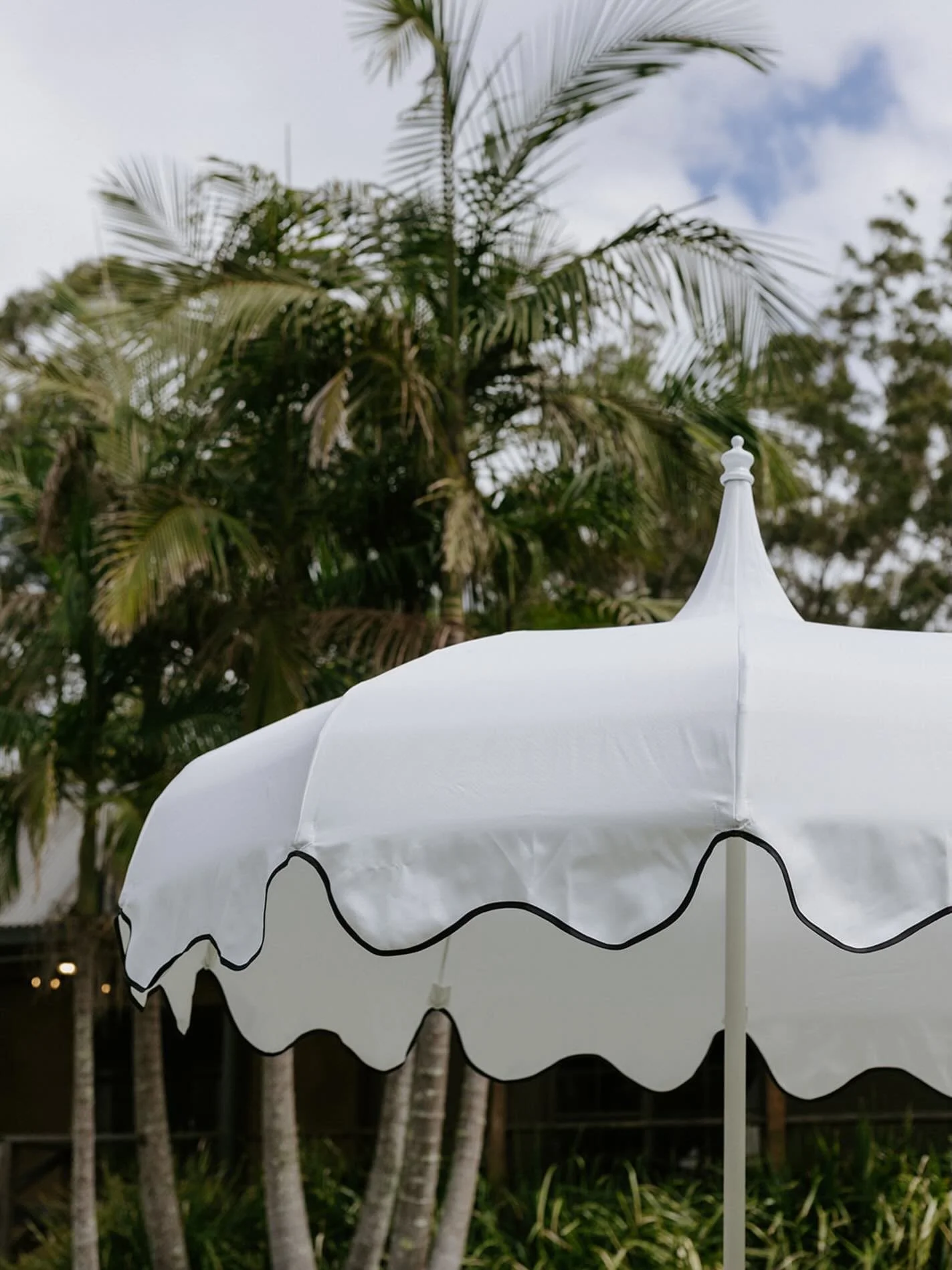 A simple detail for a statement moment

The Solene umbrella 

What other colour combos would you love to see her in? 

@madelineanne_creator