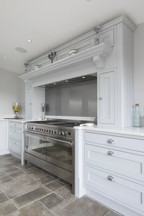 Saunton+Inframe+-+Beaded+Frame+-+Light+Grey+&+Slate+2.webp