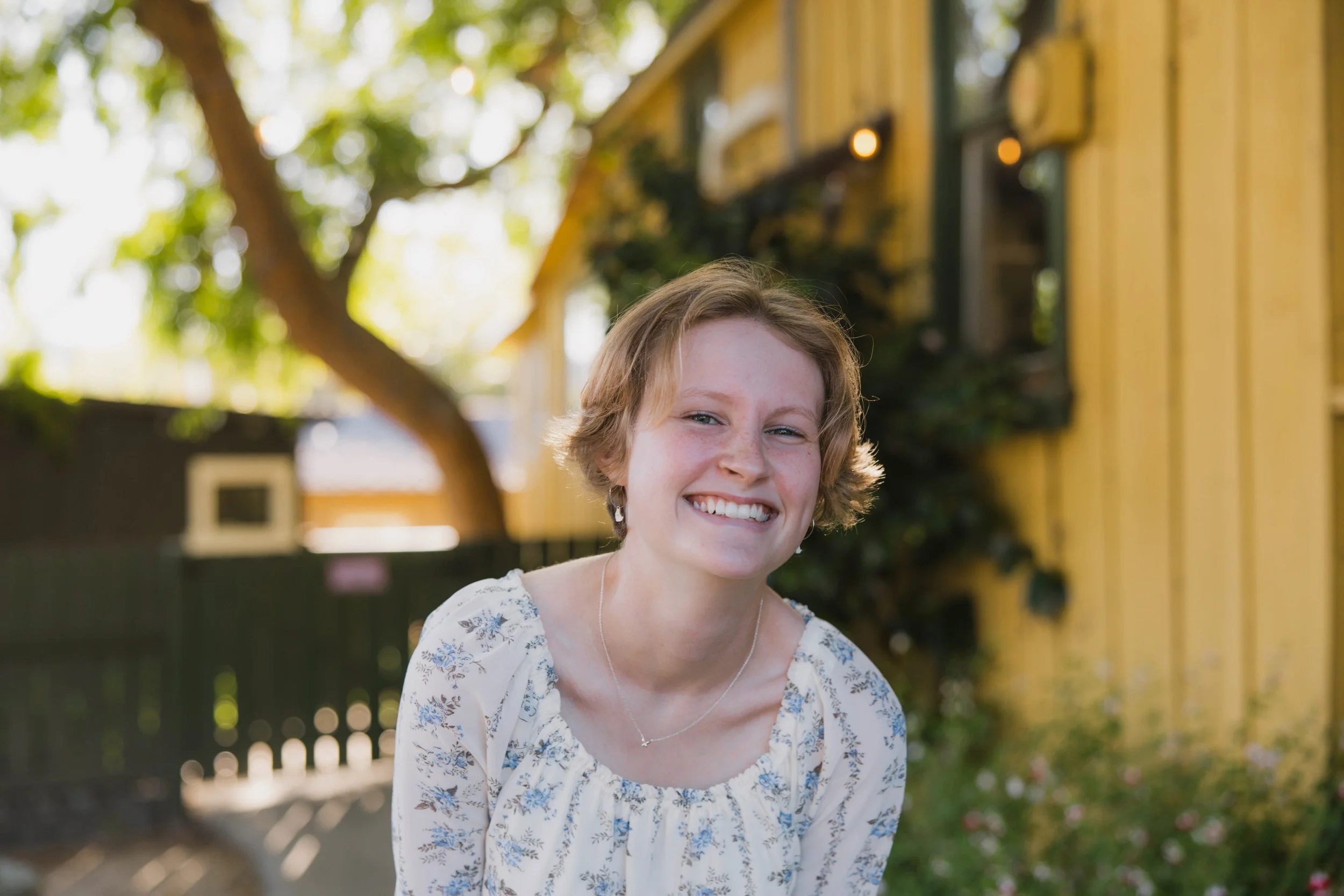 20240416-KenzieThorntonSeniorPhotos-8.jpg