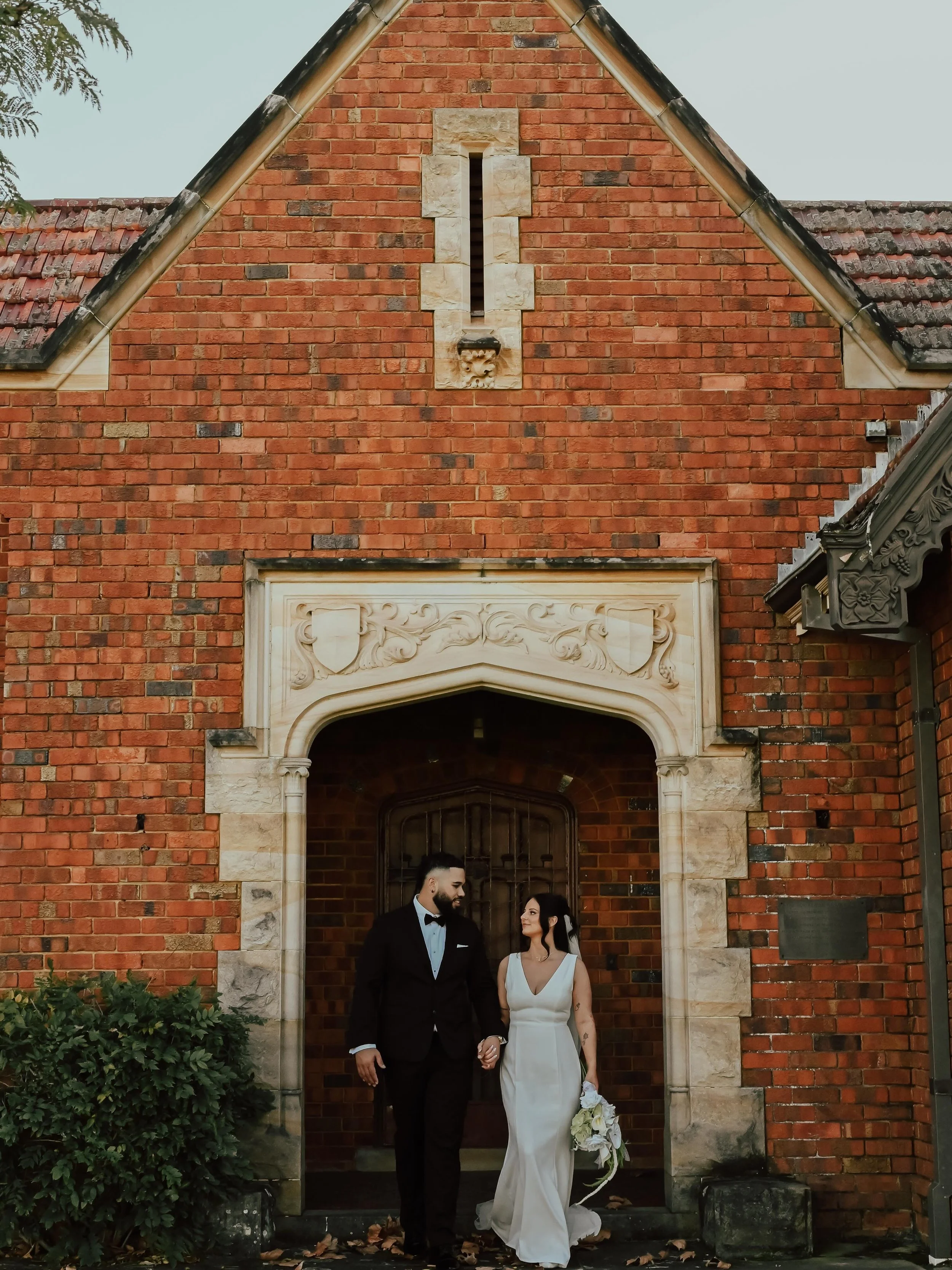 The Amone&rsquo;s 🤍

#illawarraphotographer #elopmentphotographer #wollongongphotographer #elopementinspo #weddingphotos
