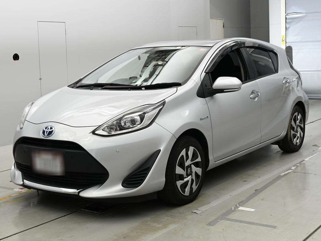 2019 Toyota Aqua Hybrid S Style