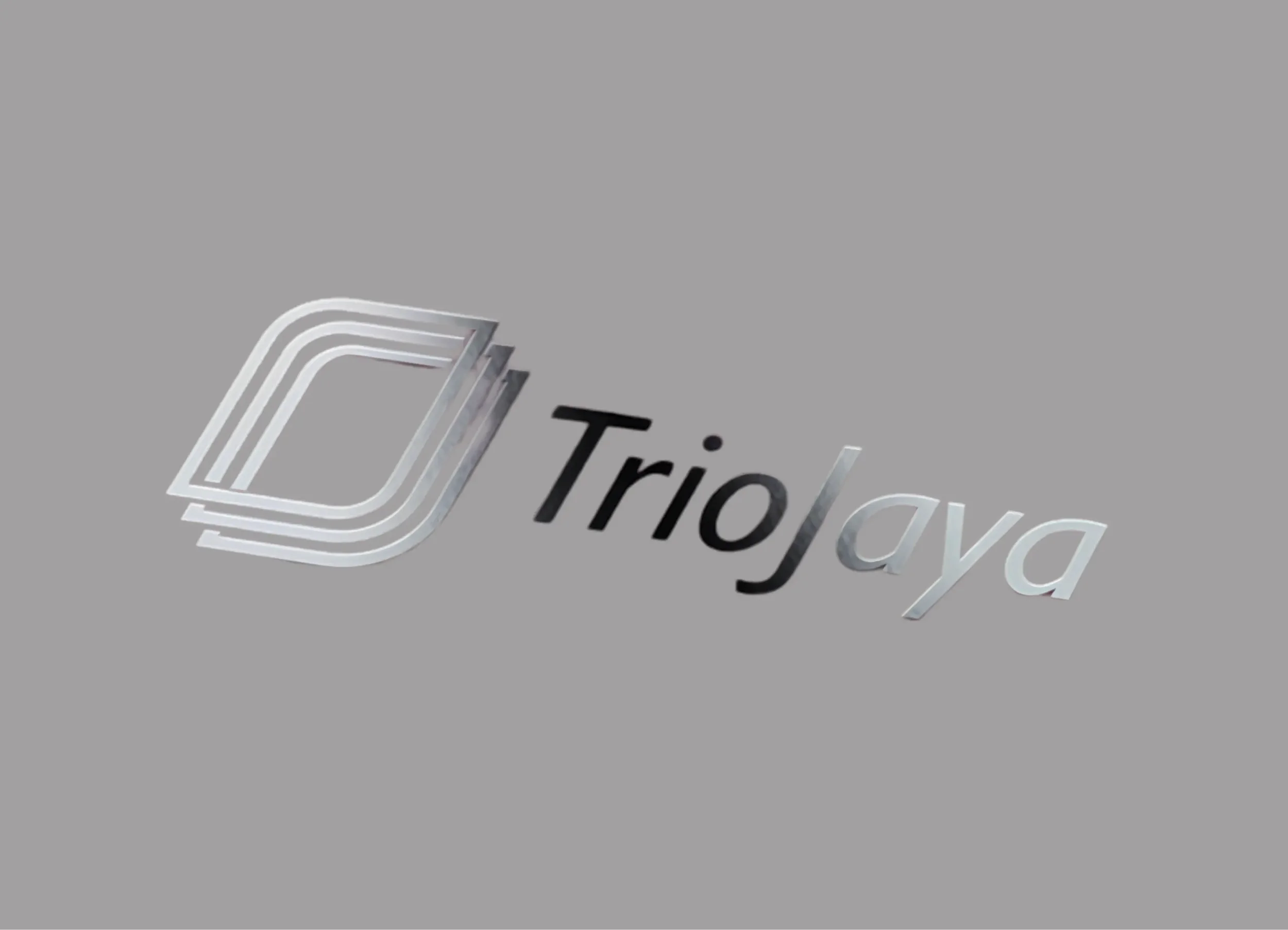 Hasil glossy finish dengan Spot UV di Trio Jaya