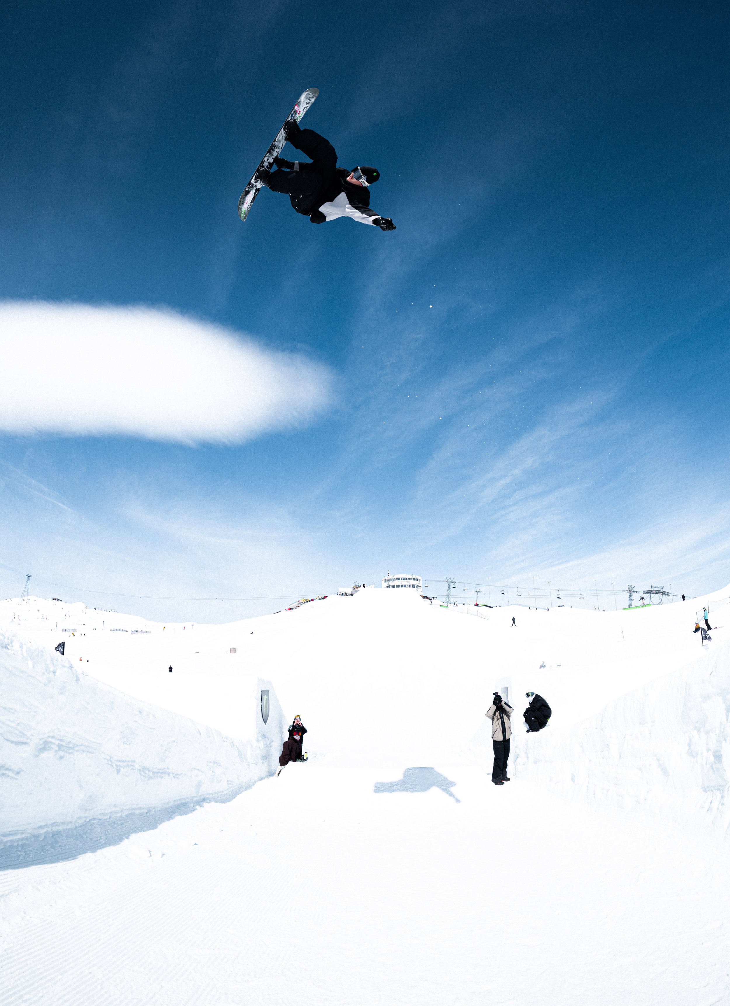 Sebbe DeBuck_LASTDANCE_2026_LAAX_Isami Kiyooka-0011-2.jpg