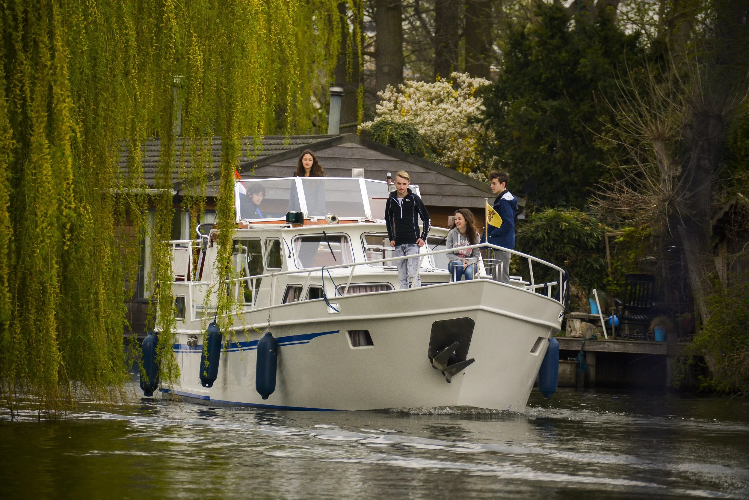Laan Yacht - Jachtverhuur en Jachtwerf