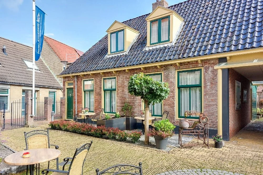 Hotel Almenum Harlingen 02.jpg