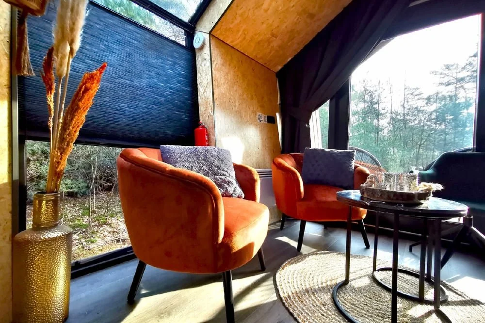 Outdoors Holten Diamond Suite in the woods 03.jpg
