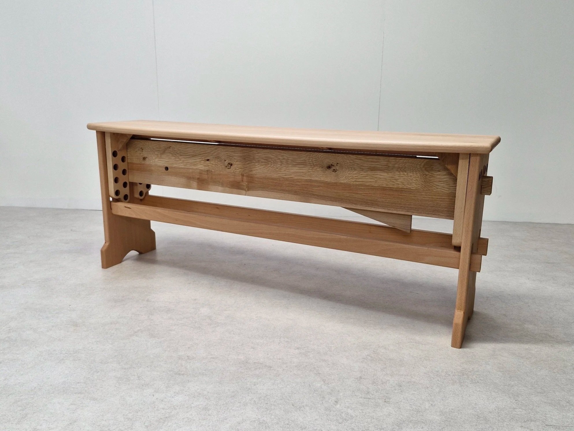 Height Adjustable Organ Bench 1