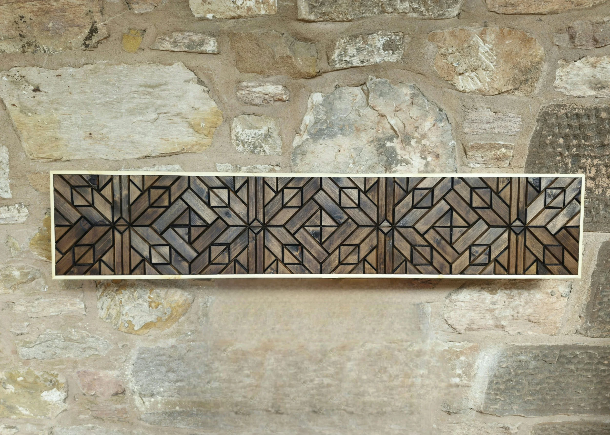 Headboard / Wallart 1