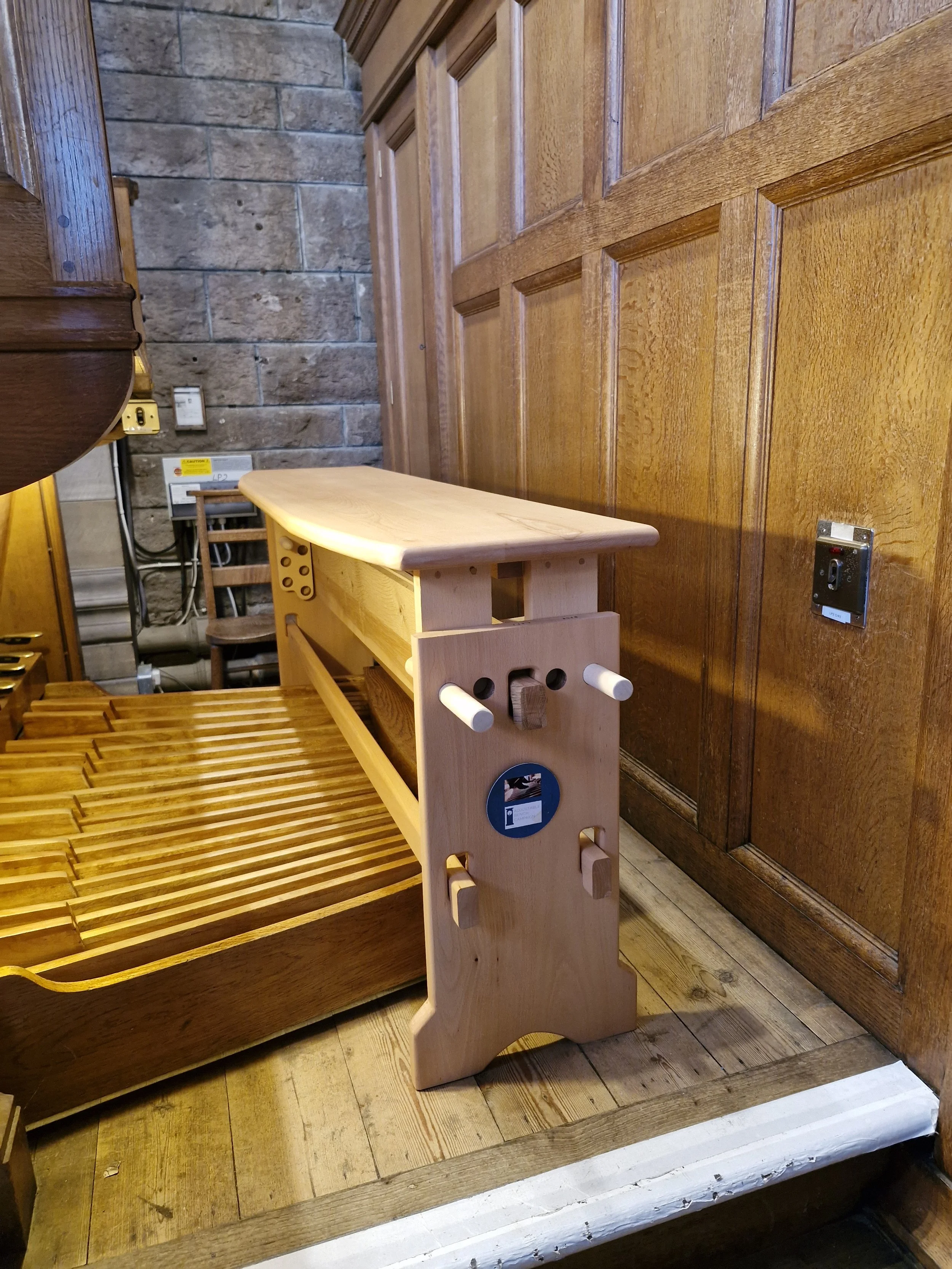 Height Adjustable Organ Bench 4