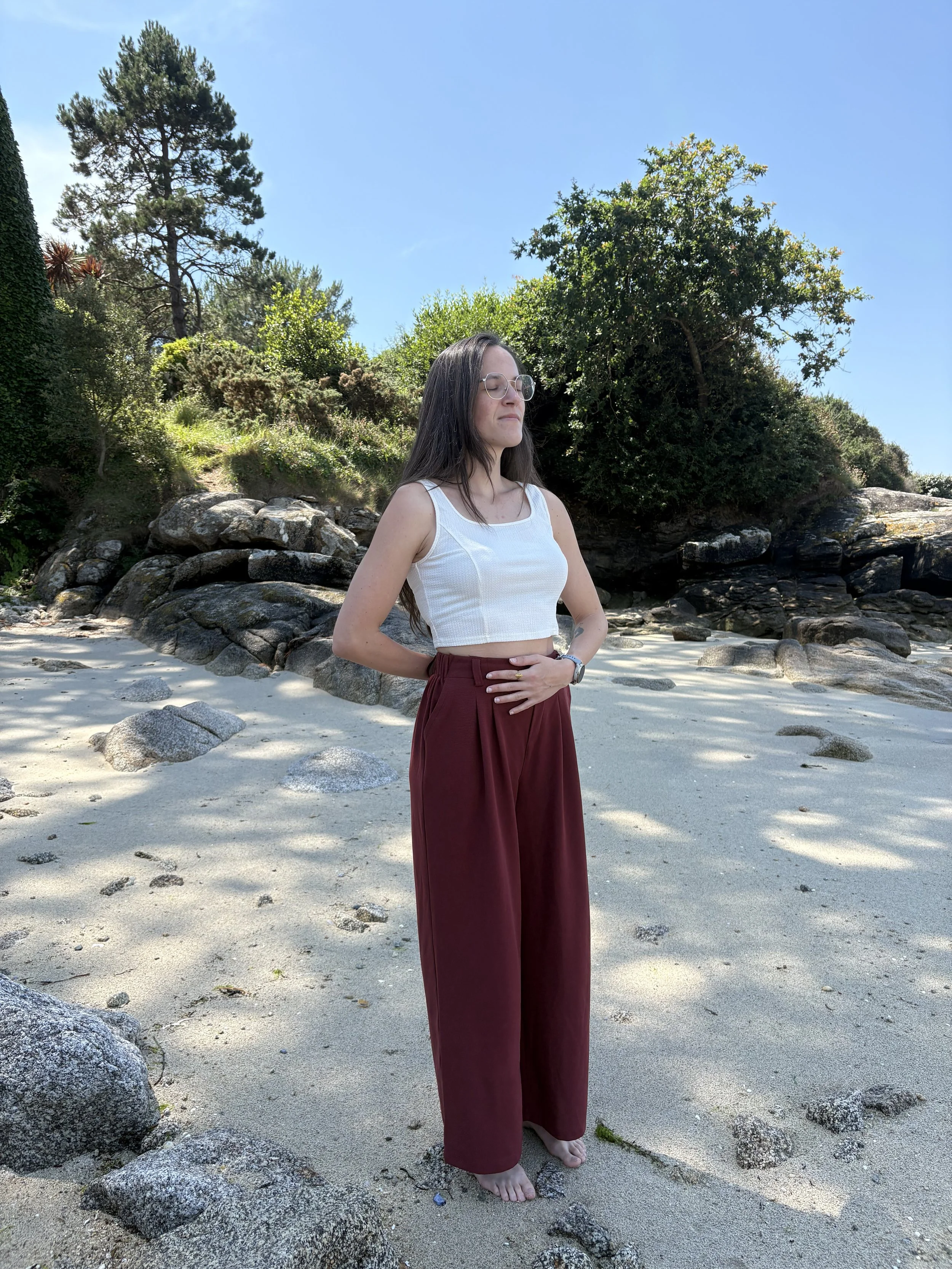 Manon professeure de relaxation et danse libre à pont aven chez onéa