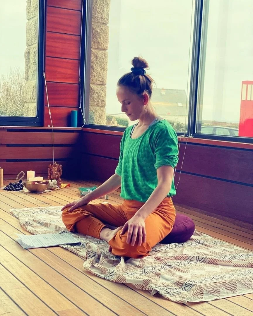 christel professeure de yoga égyptien onéa