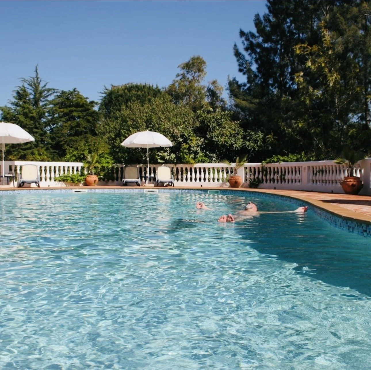 Villa_Luxueuse_Isolee_02.jpg