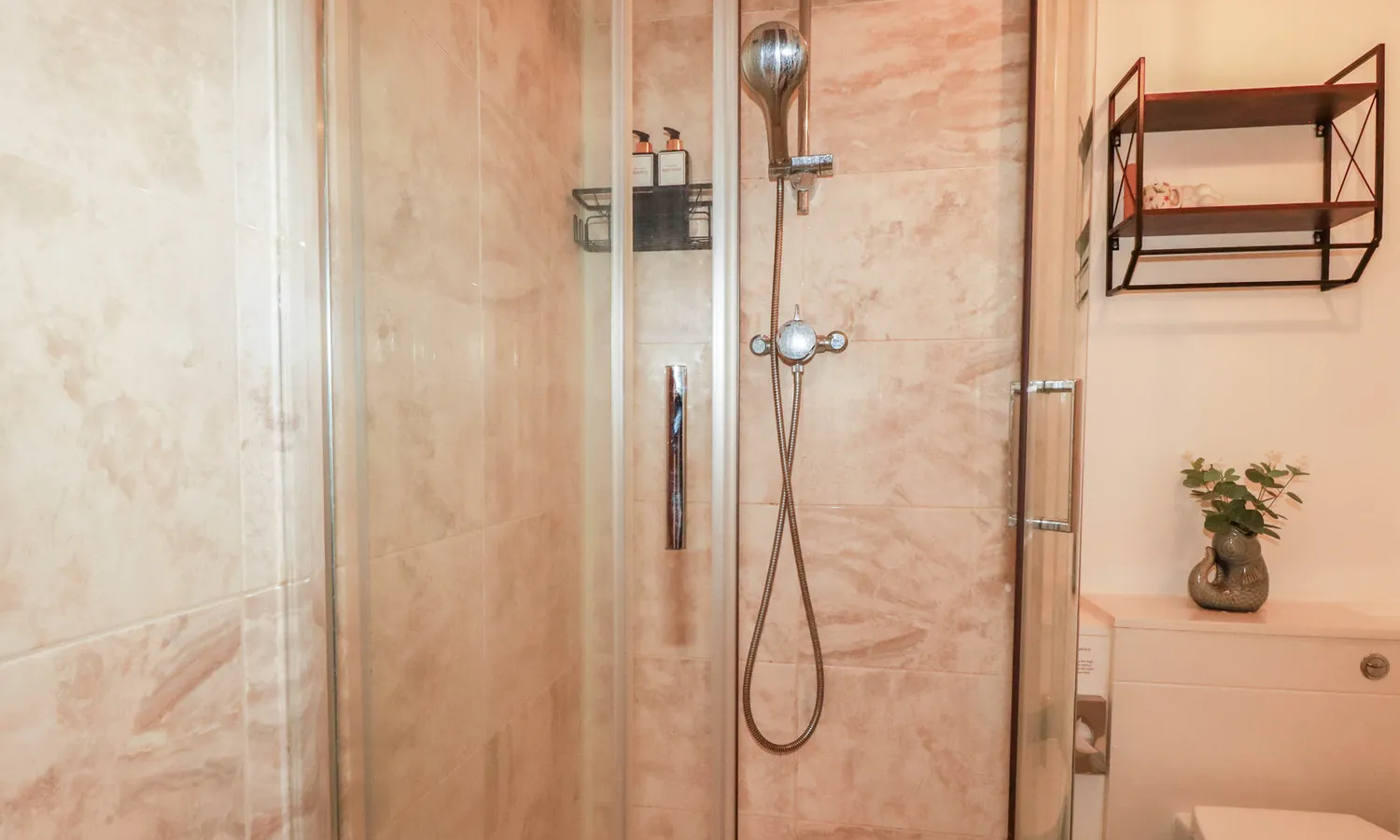 The second en suite