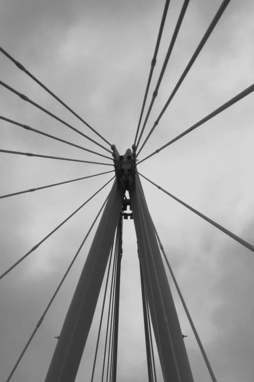 Hungerford+cables.jpg
