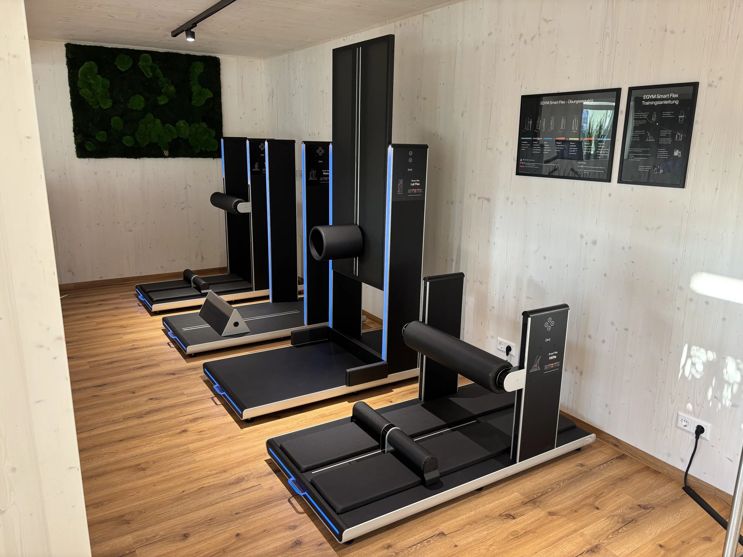 EGYM Smart Flex & GYMwood Fasziengeräte