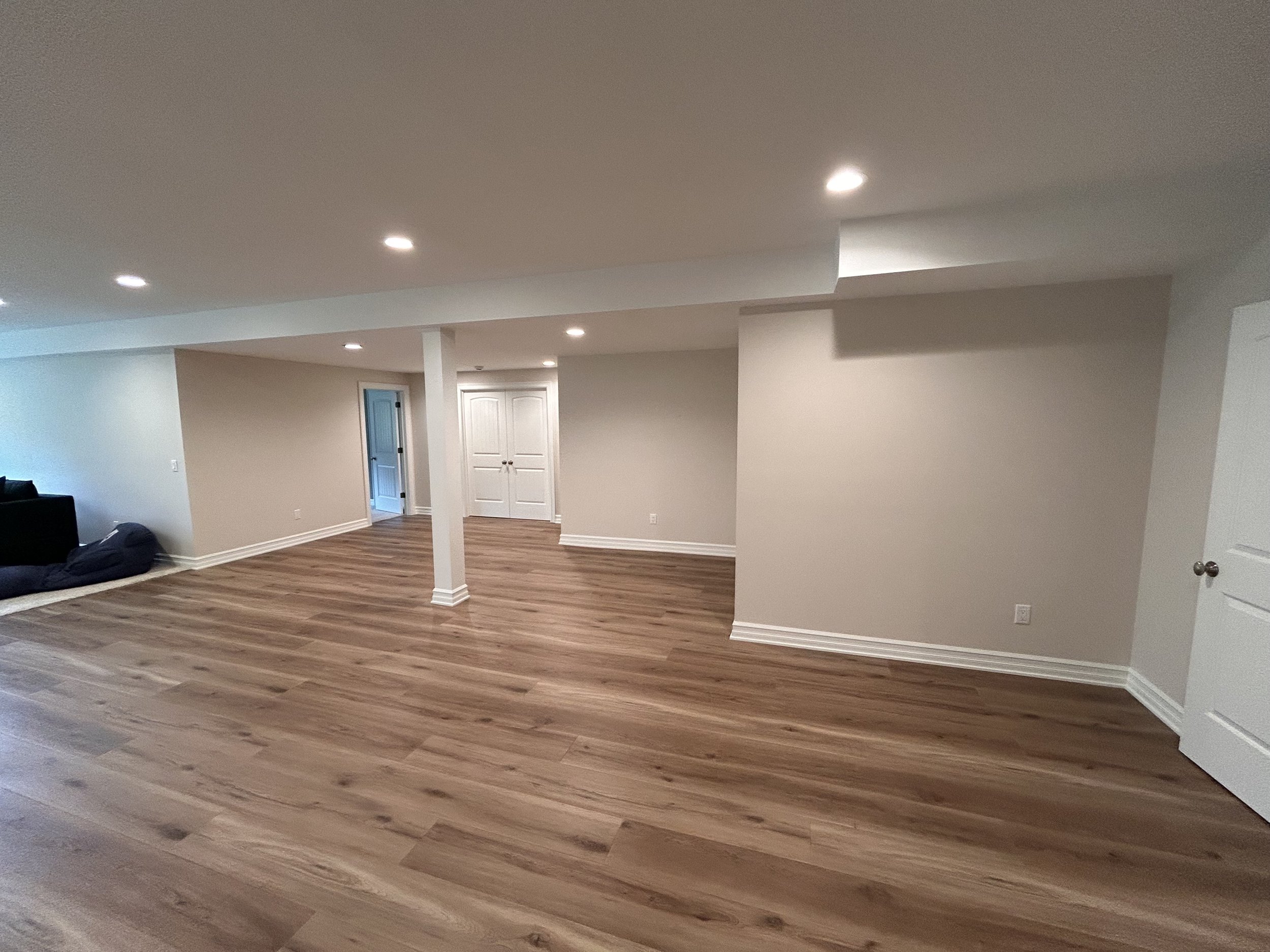 Tile & Flooring
