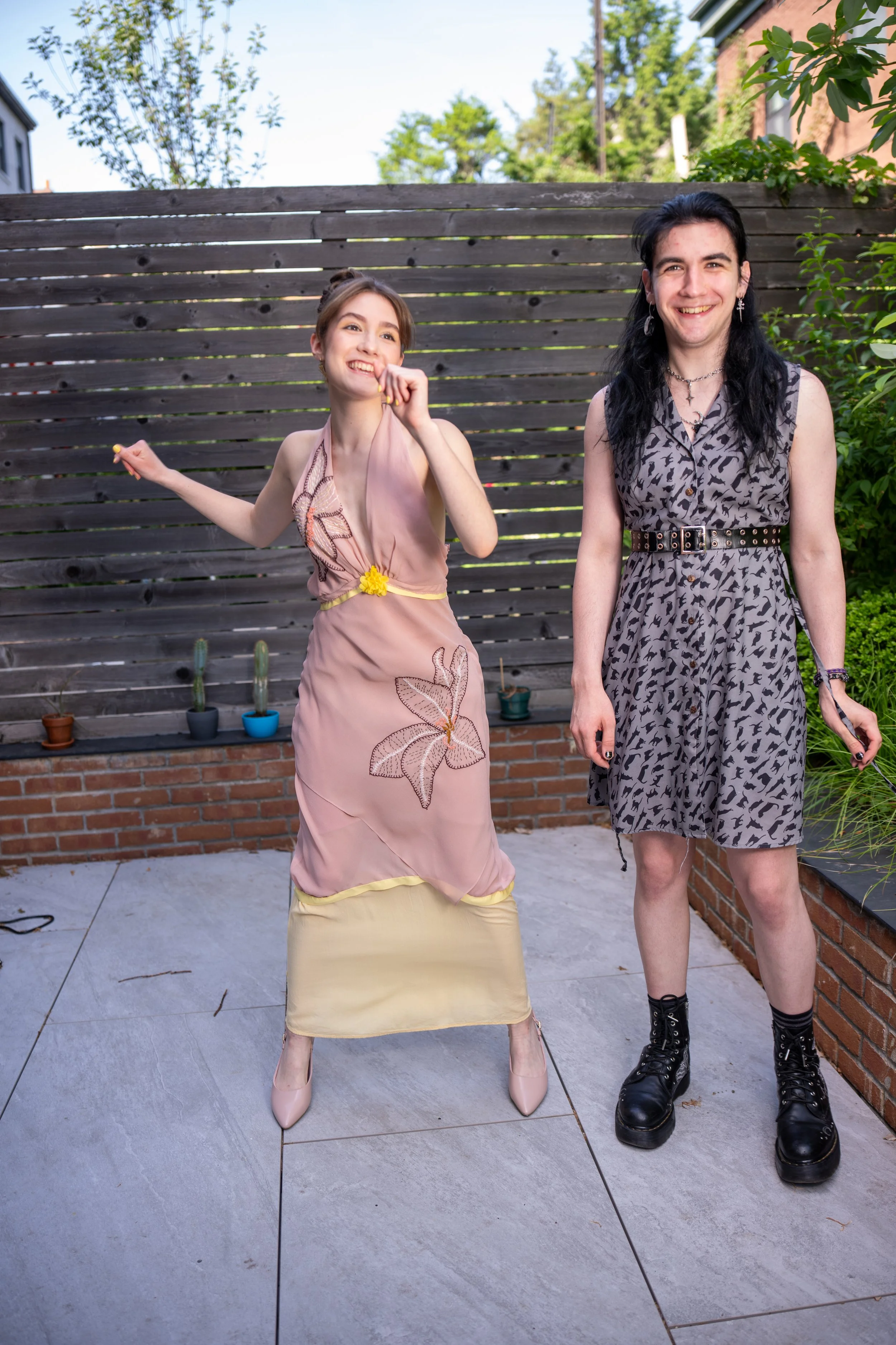 Salomé and Celéste in the garden