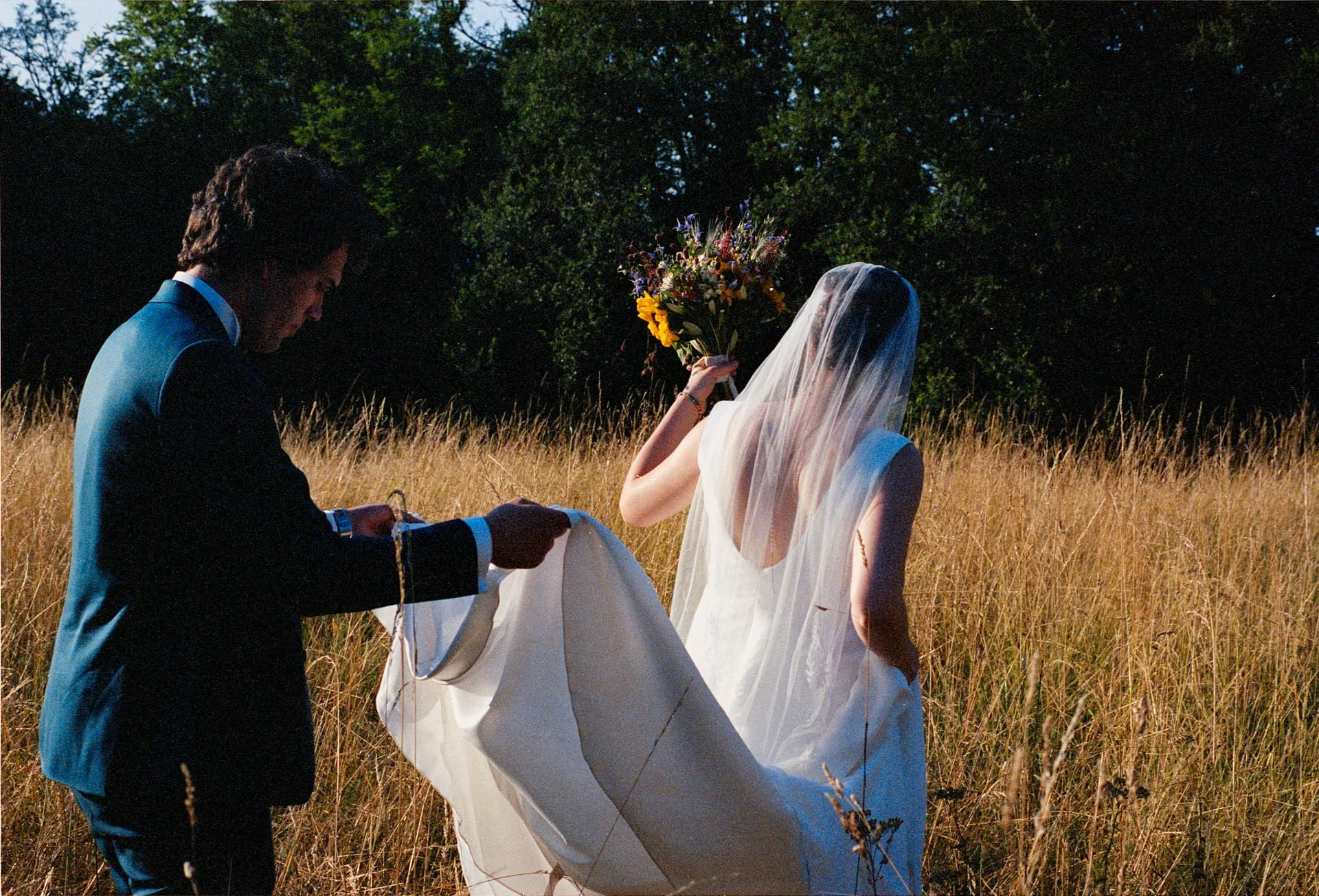 Film mariage dans les champs