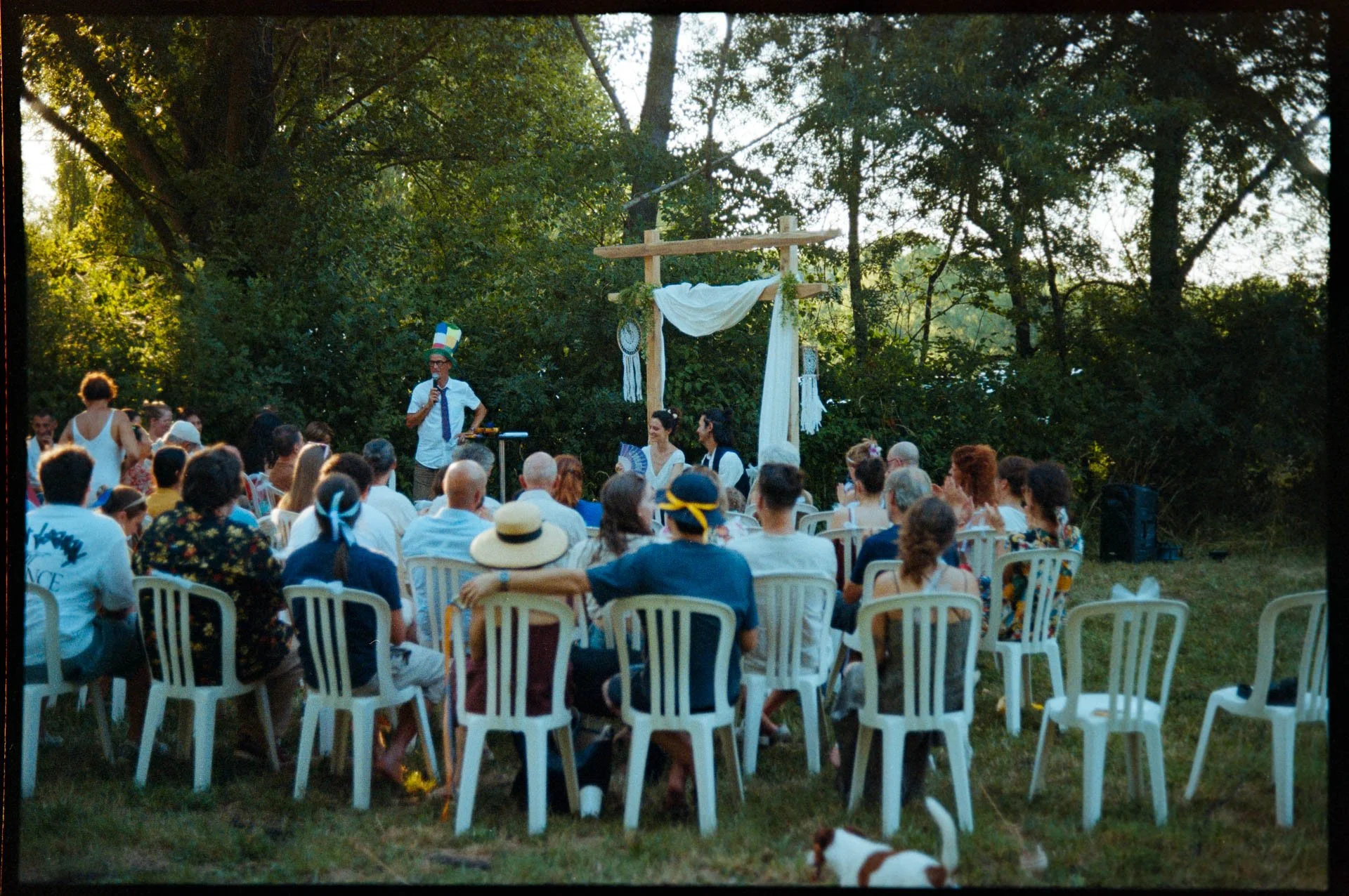 Mariage sauvage fait maison - Julie & Sasha
