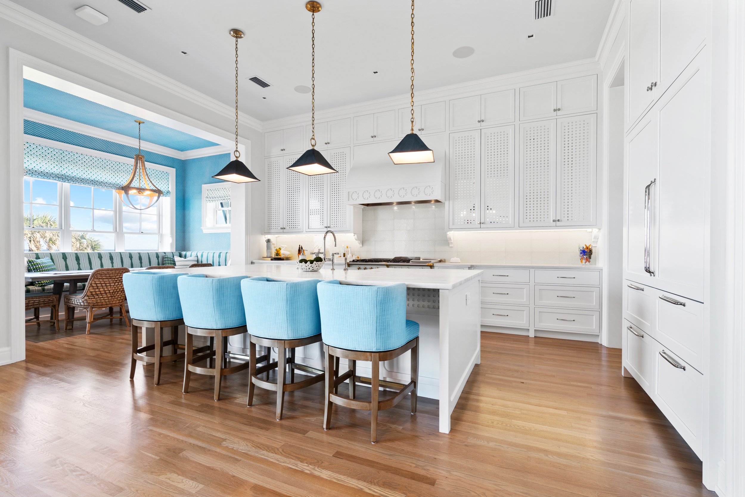 133 Beach Ave-24.jpg