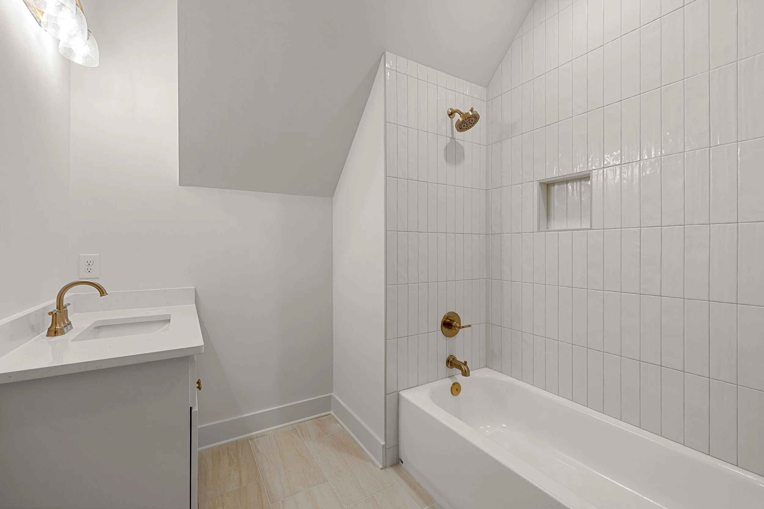 3 Northside Dr-42.jpg