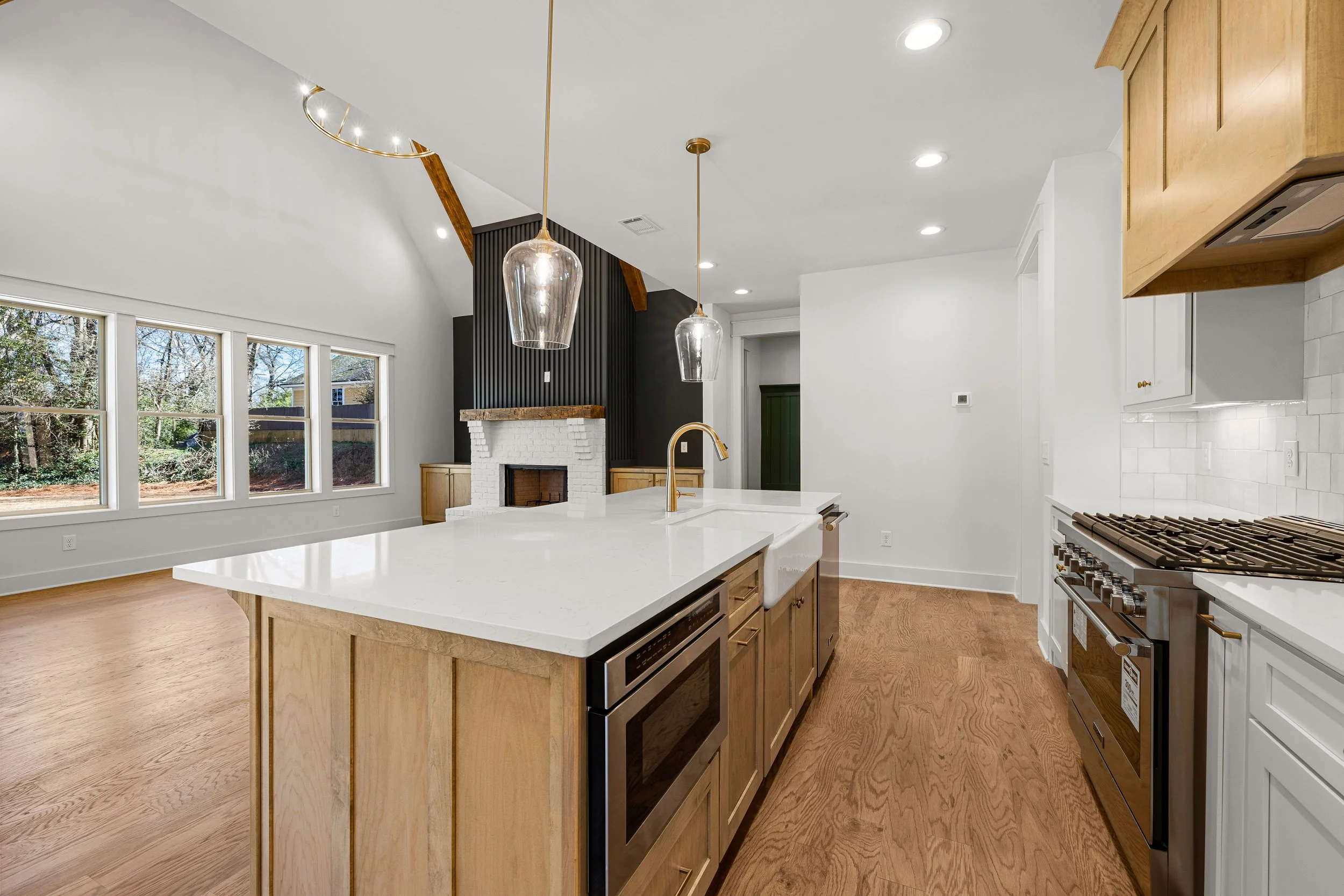 3 Northside Dr-13.jpg