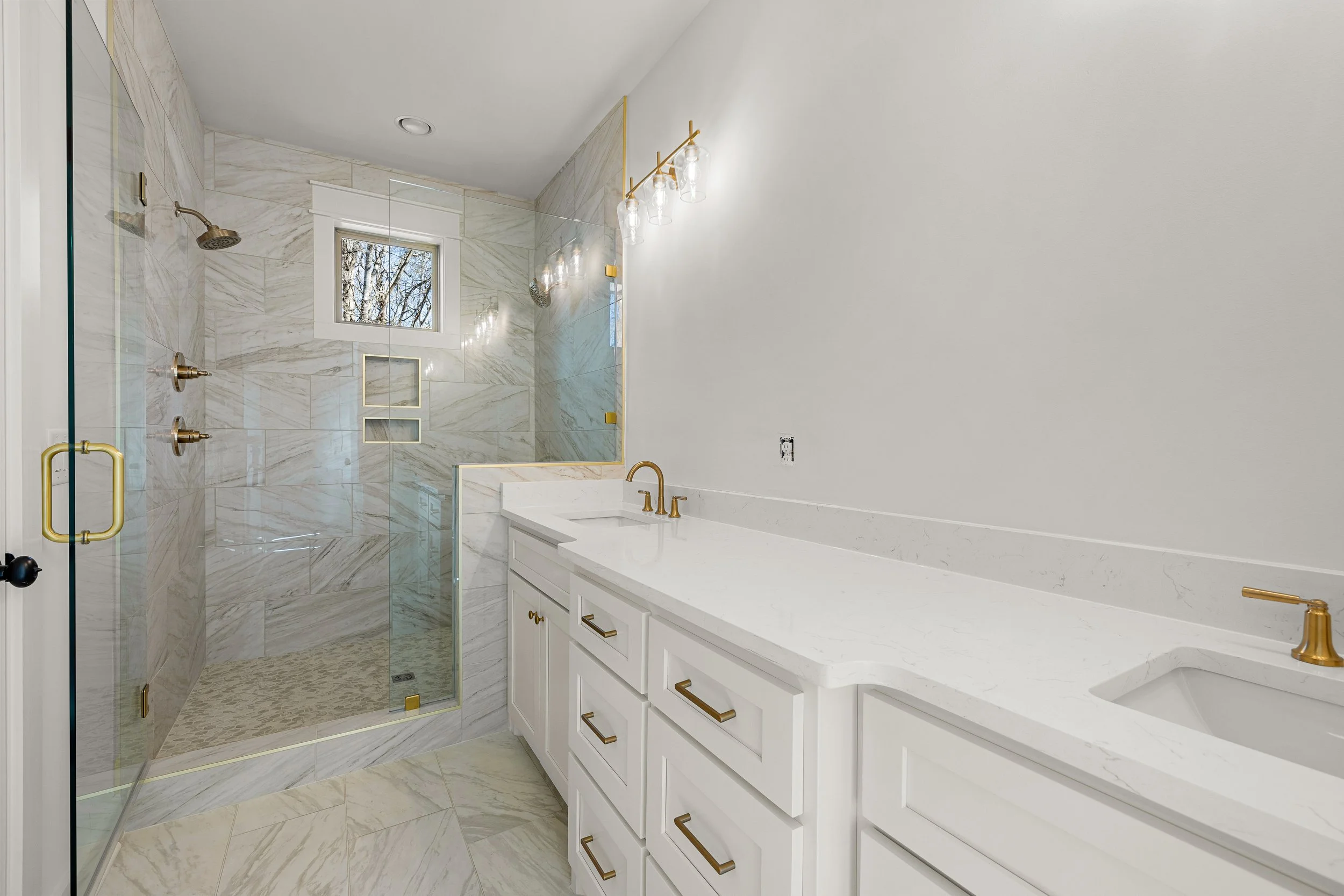 3 Northside Dr-25.jpg