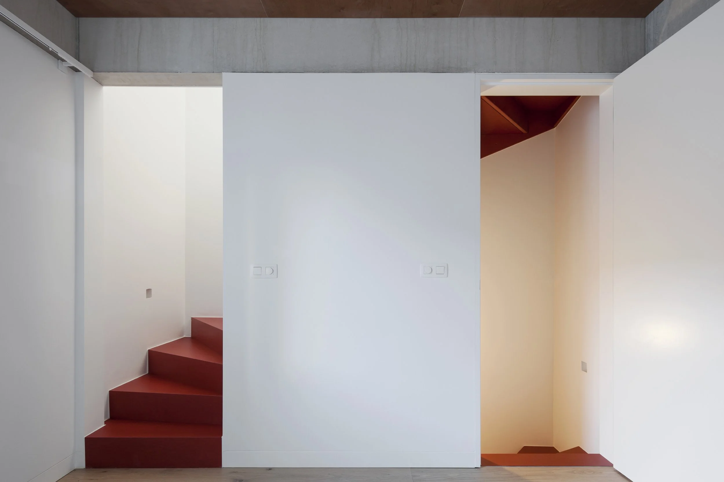 cross foto staircase-01.jpg
